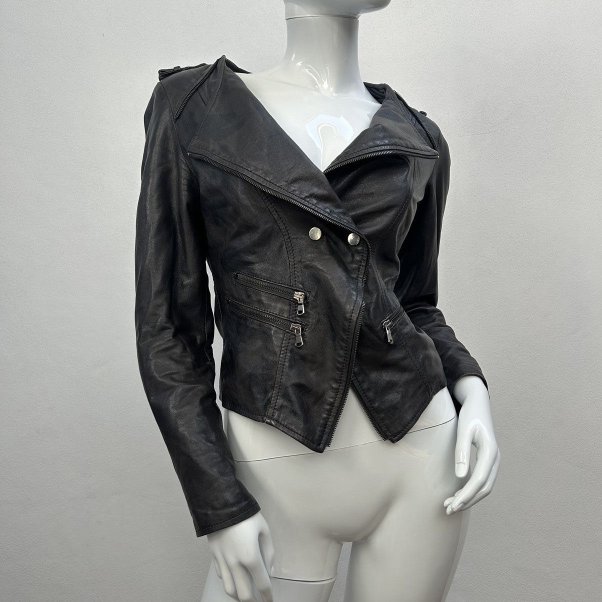 image of Avant Garde x Vintage Avant-Garde Asymmetric Leather Jacket in Black, Women's (Size Small)