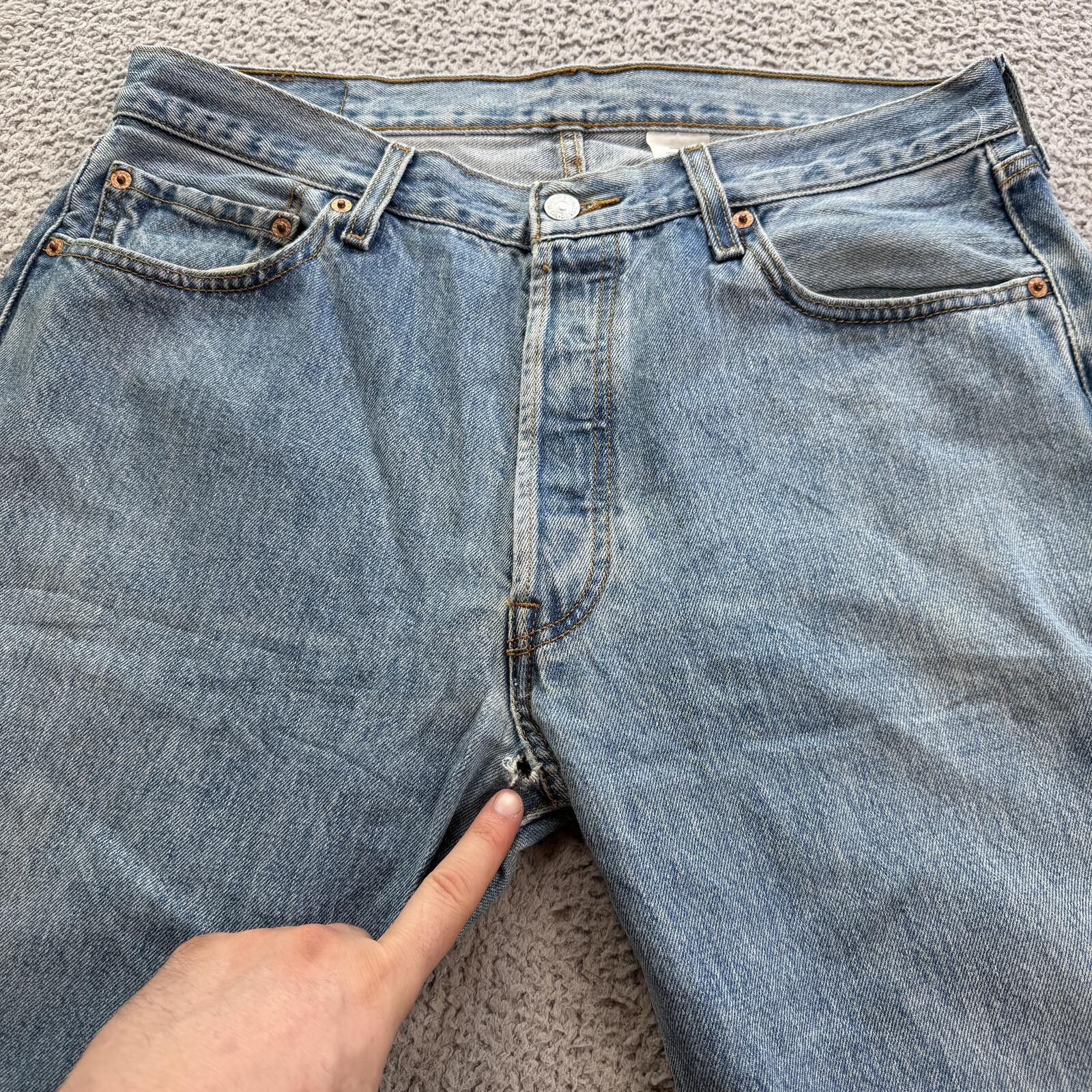 Levi's Levis 501 Jeans Mens 36x32 Light Wash Straight Leg Button Size US 36 / EU 52 - 7 Thumbnail