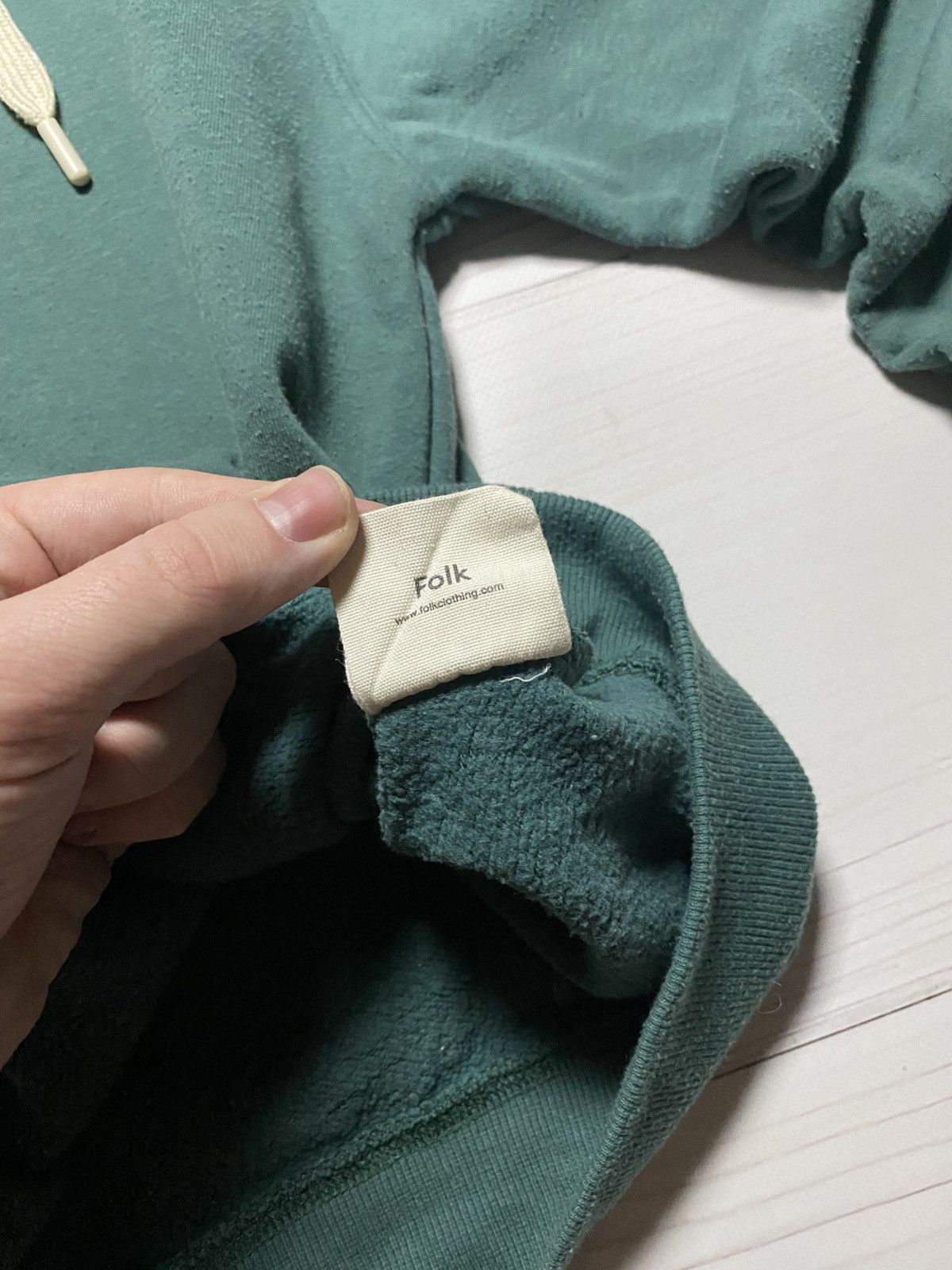 Folk × Vintage Vintage Folk Embroidered logo design box fit y2k hoodie Size US M / EU 48-50 / 2 - 5 Thumbnail