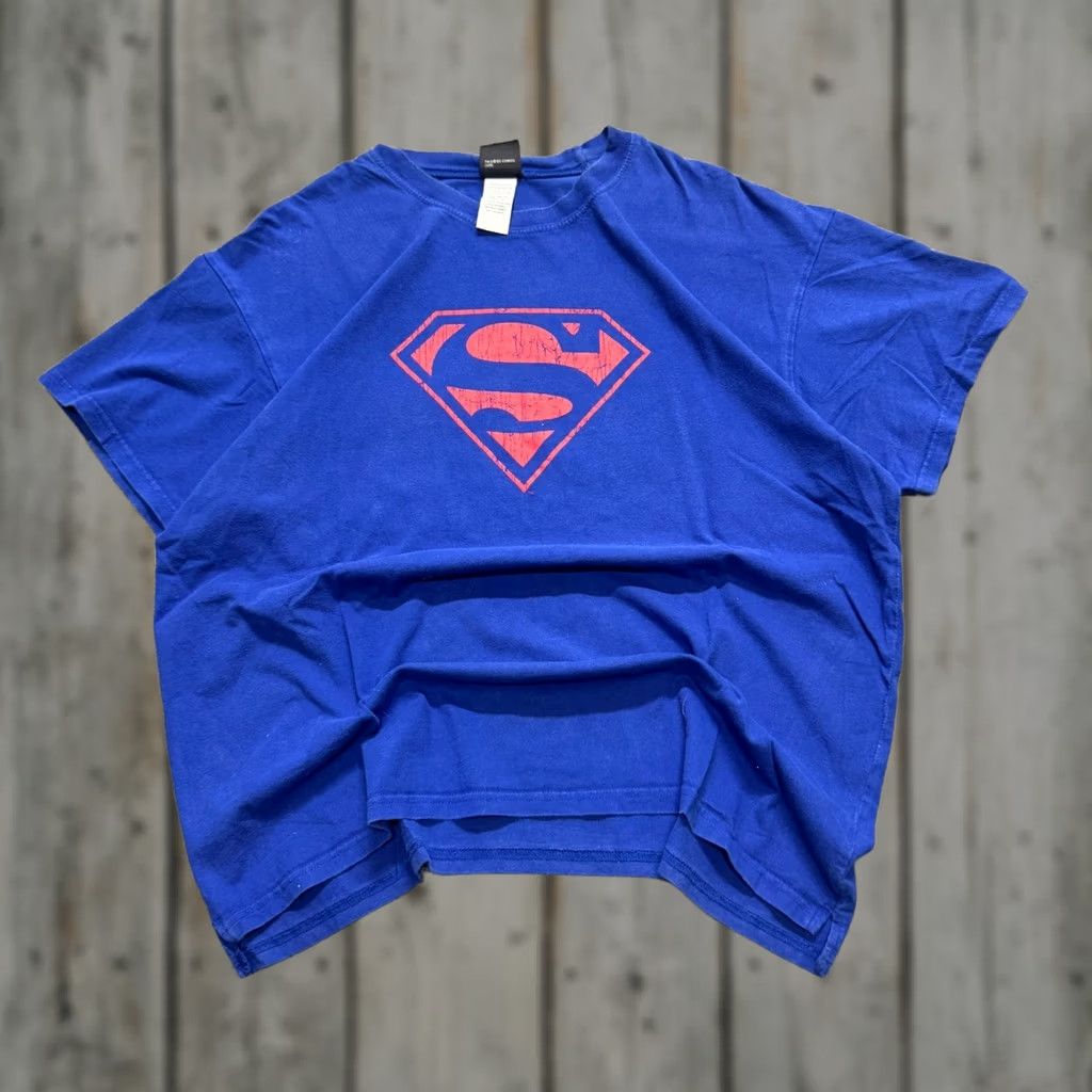 Logo 7 VTG DC Super Man T-Shirt Shirt Men Small Logo Cotton Faded Blue Comics Superhero 90s Distressed Mens Shirt Size US S / EU 44-46 / 1 - 1 Thumbnail