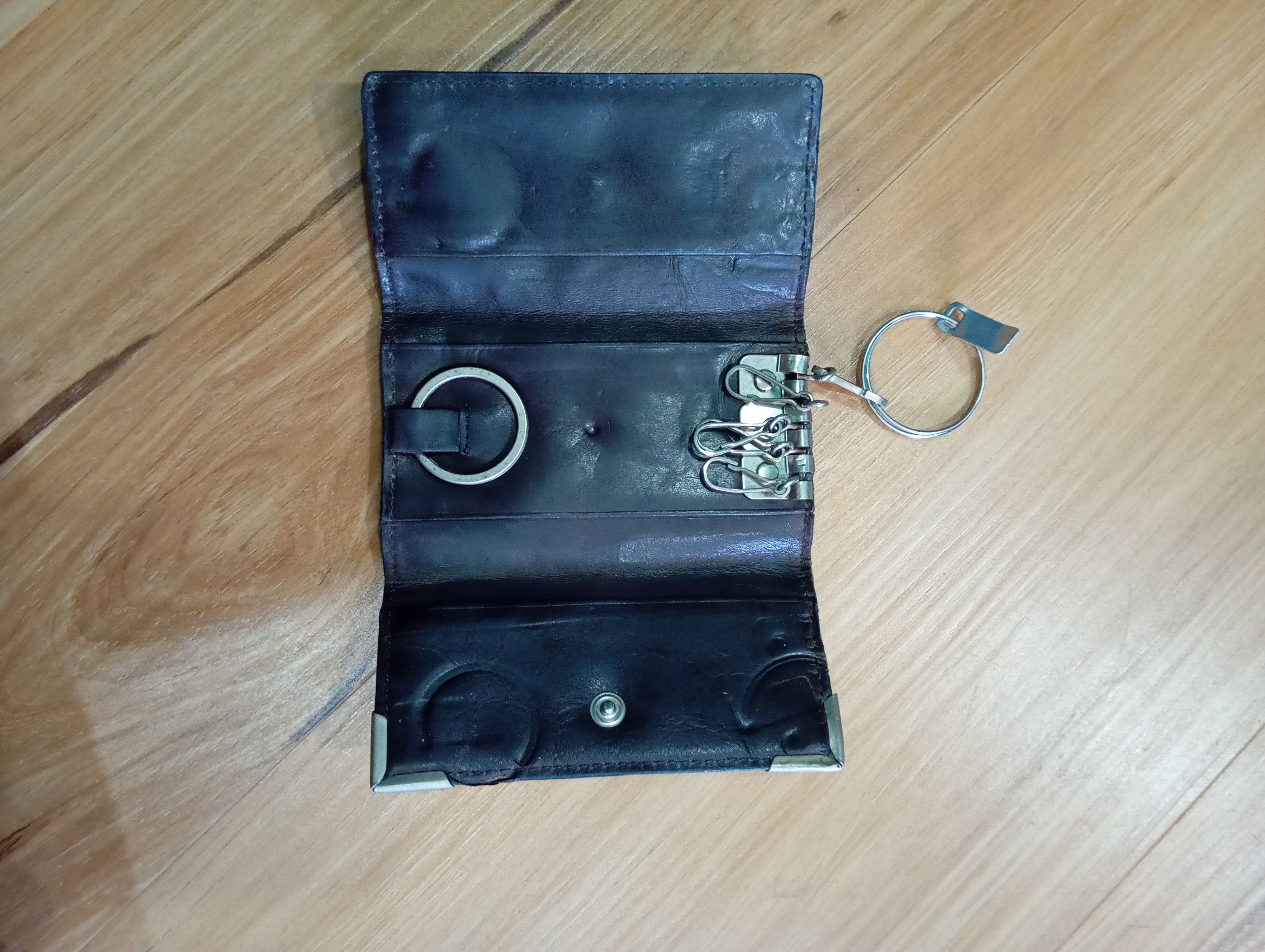 Other Card holder brand samantha kingz key holder Size 28 - 2 Thumbnail