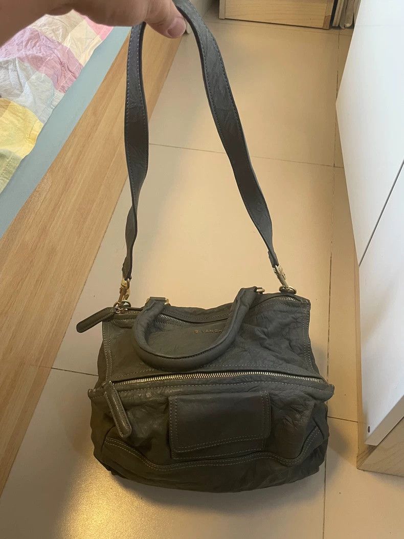 Other Givenchy Crushed leather bag, gray, genuine leather materi Size ONE SIZE - 2 Thumbnail