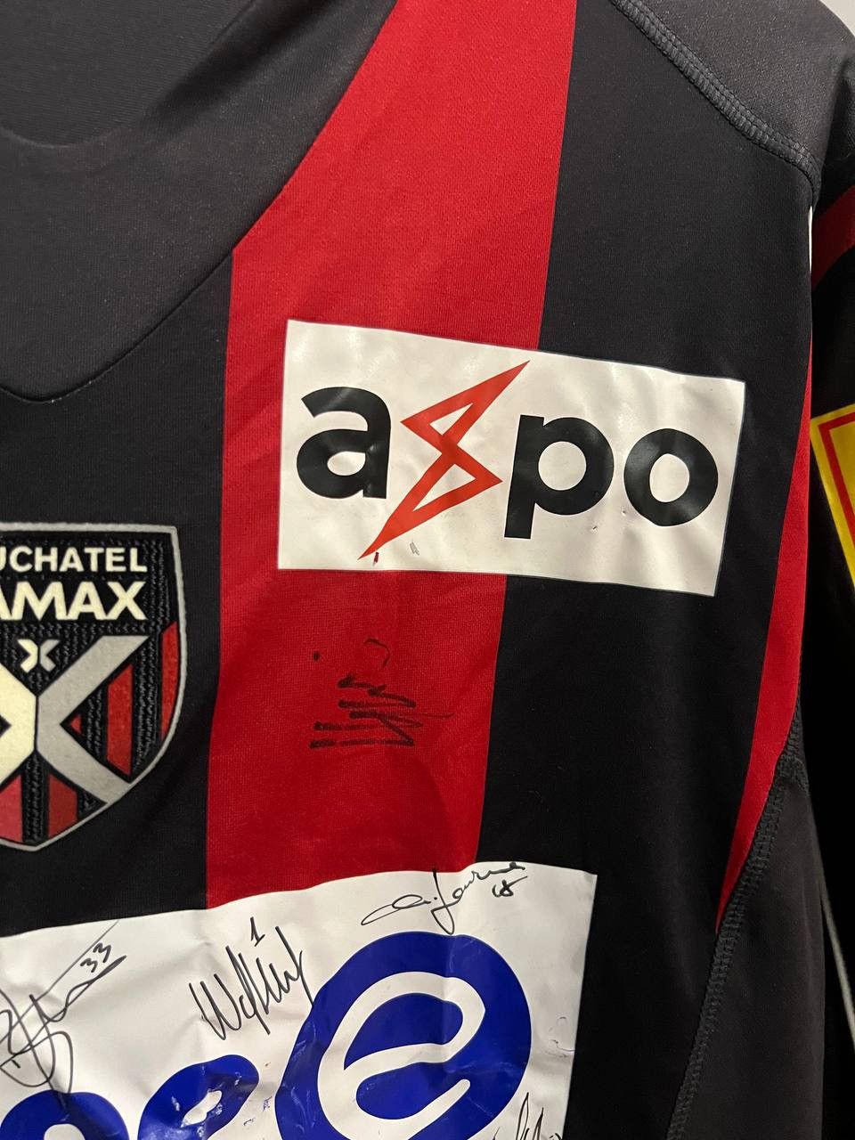 Erima 2009/10 NEUCHATEL XAMAX #27 KULJIC MATCH WORN SOCCER JERSEY Size US L / EU 52-54 / 3 - 9 Thumbnail