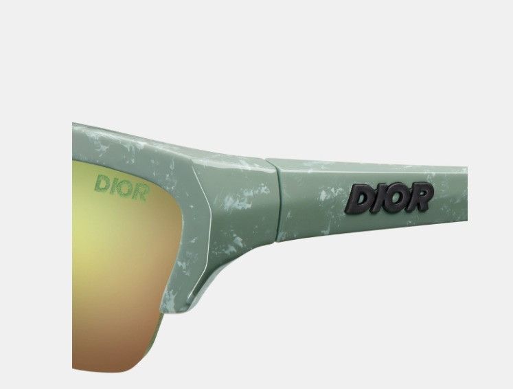 Dior o1w1db10824 Size: OS / Rectangular Sunglasses in Green Size ONE SIZE - 4 Thumbnail