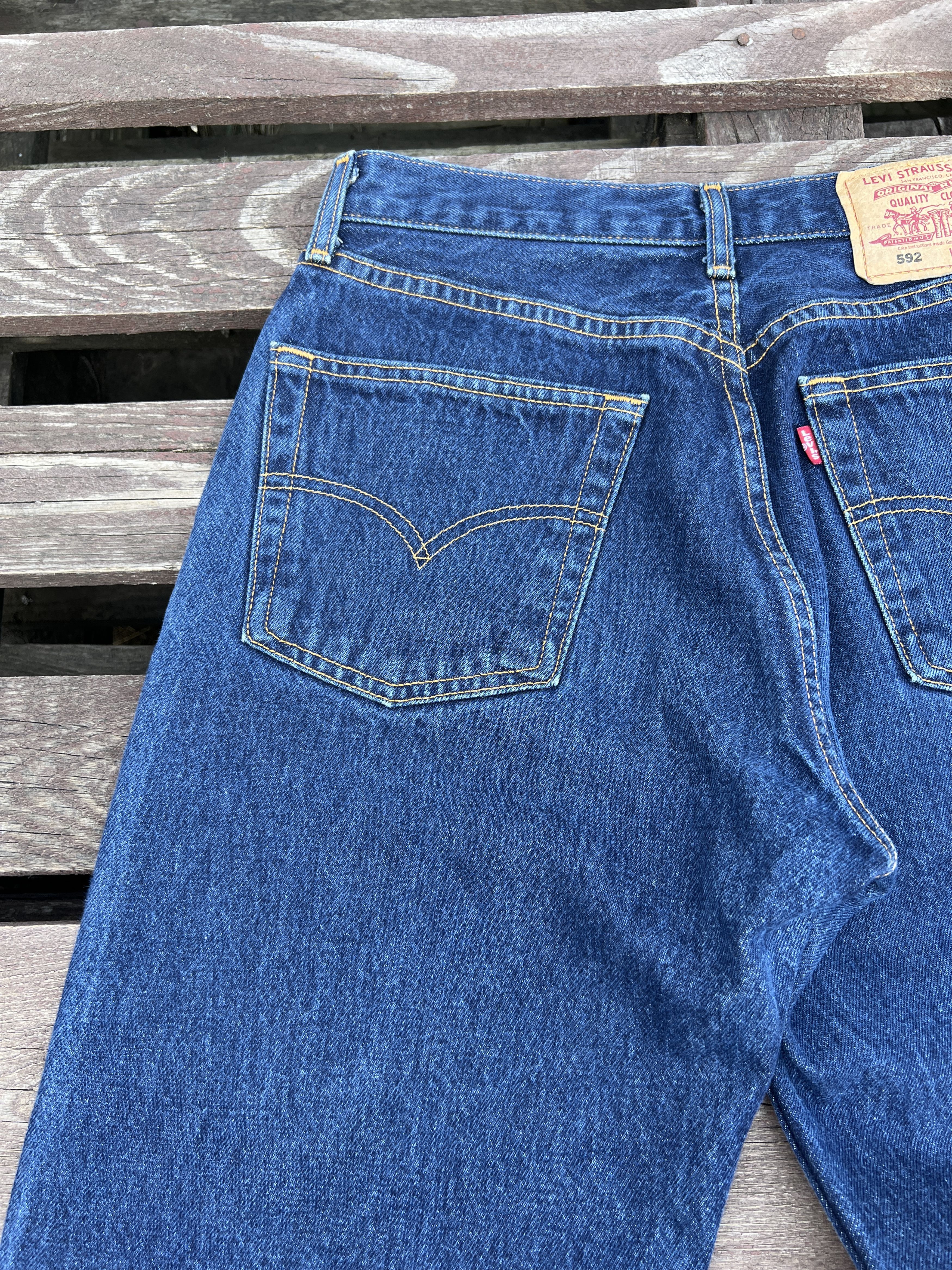 Levi's Vintage 90s Levis 592 Made in Pakistan Washed Denim Jeans Size US 31 - 4 Thumbnail