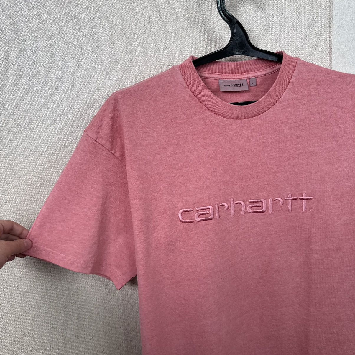 Carhartt Carhartt T shirt Embroidered Logo Pink Duster L Streetwear Size US L / EU 52-54 / 3 - 12 Thumbnail
