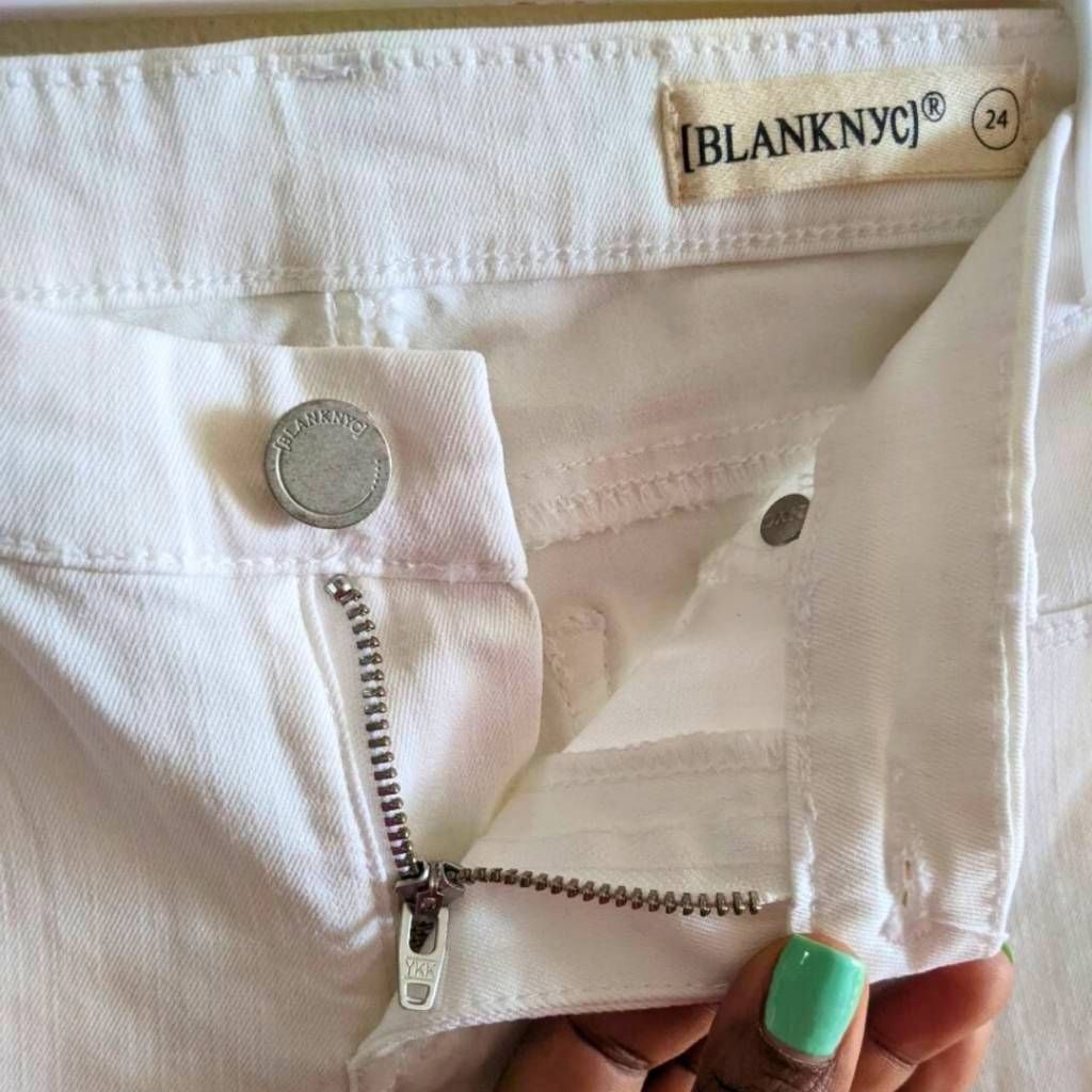 BLANKNYC Blank NYC White Skinny Jeans 24 NWT High Rise Ankle Raw Fray Size 24" / US 00 / IT 34 - 3 Thumbnail