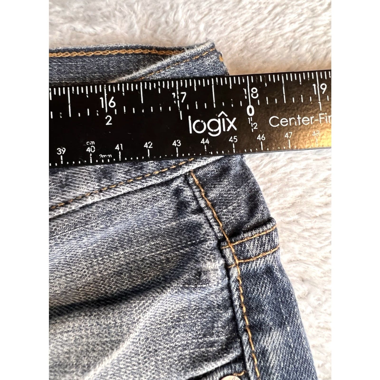 American Eagle Outfitters American Eagle Jeans 34x30 Mens Blue Pants Relaxed Straight Distressed Pattern Solid 5-Pocket Denim Casual Vintage? Size US 34 / EU 50 - 6 Thumbnail