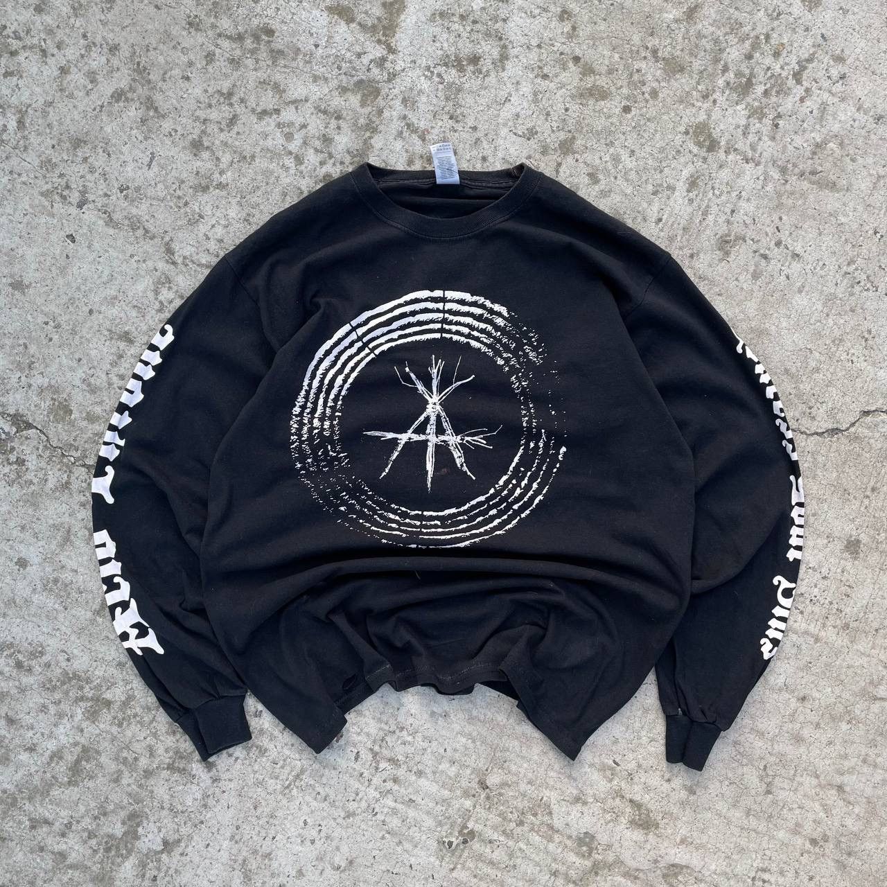Band Tees Vintage Acid Thhrone Long-sleeve T-shirts Confees Your Sins Size US L / EU 52-54 / 3 - 1 Thumbnail