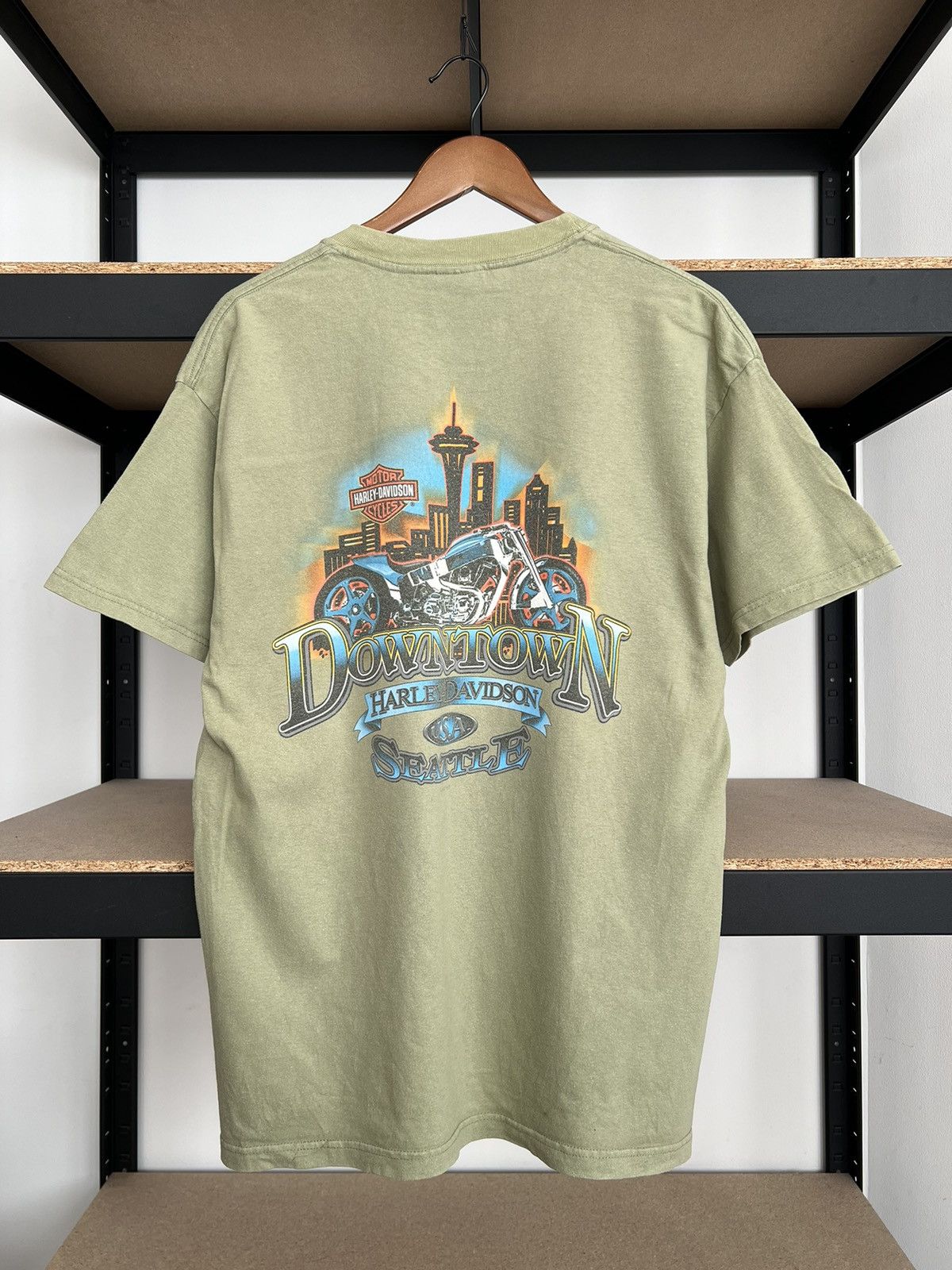 Harley Davidson Vintage 2003 Harley Davidson Downtown Seattle WA T-shirt Size US L / EU 52-54 / 3 - 1 Thumbnail