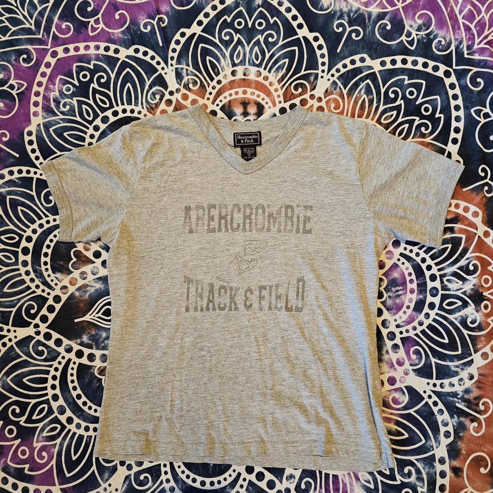 Abercrombie & Fitch Abercrombie & Fitch Vintage Grey T-shirt Size M / US 6-8 / IT 42-44 - 1 Thumbnail