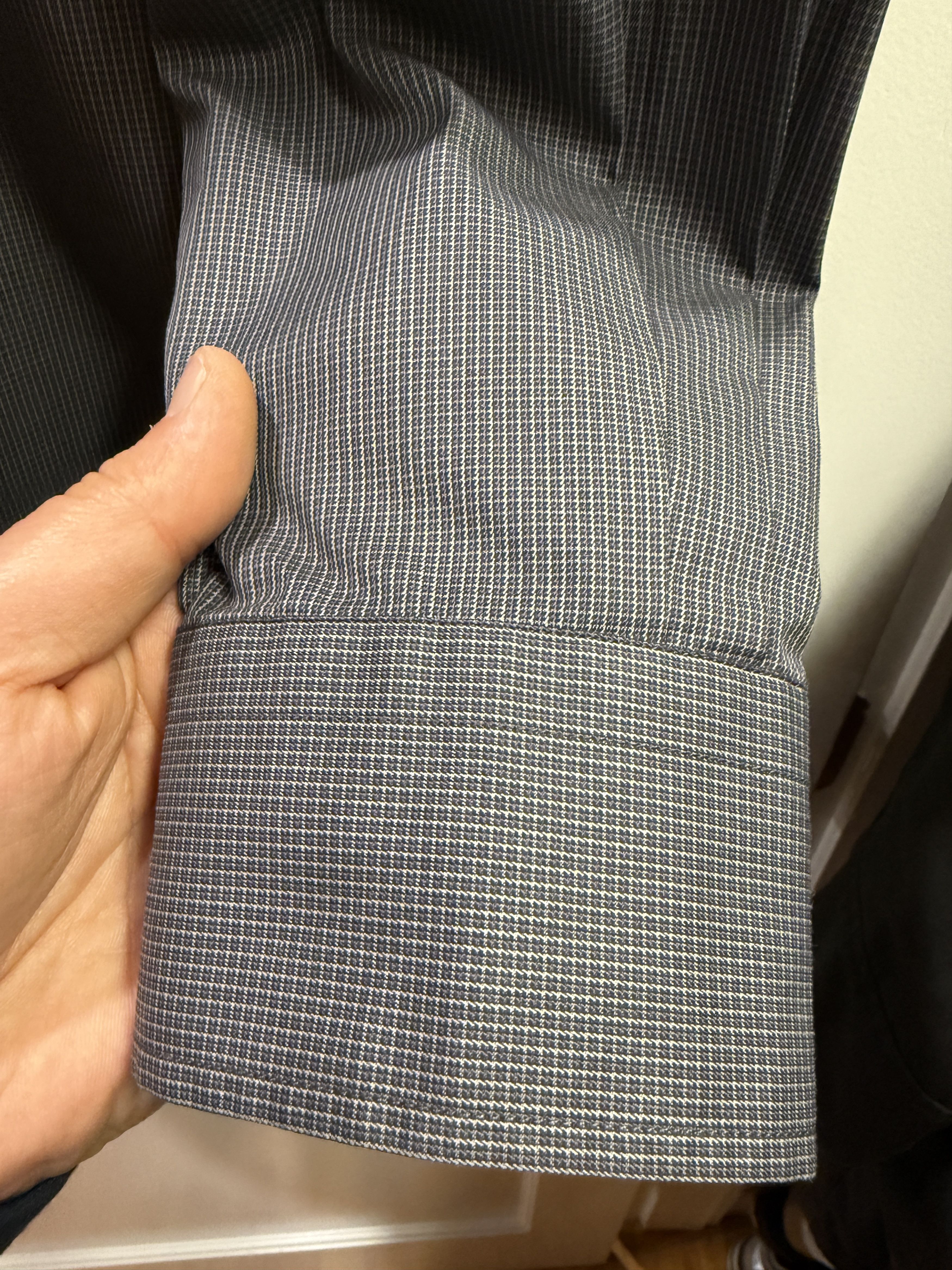 Louis Vuitton Louis Vuitton Grey Dress Shirt Size XL Size US XL / EU 56 / 4 - 3 Thumbnail