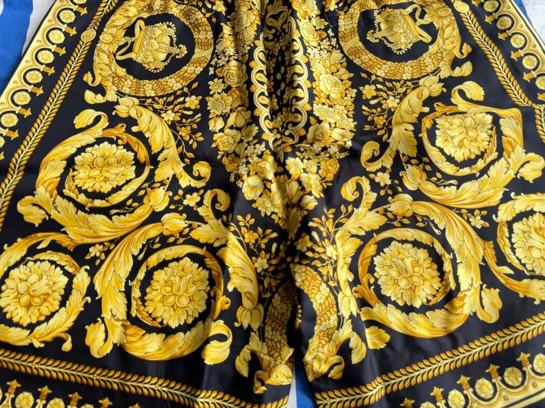 Versace Versace Men's classic shorts Size US 40 / EU 56 - 4 Thumbnail