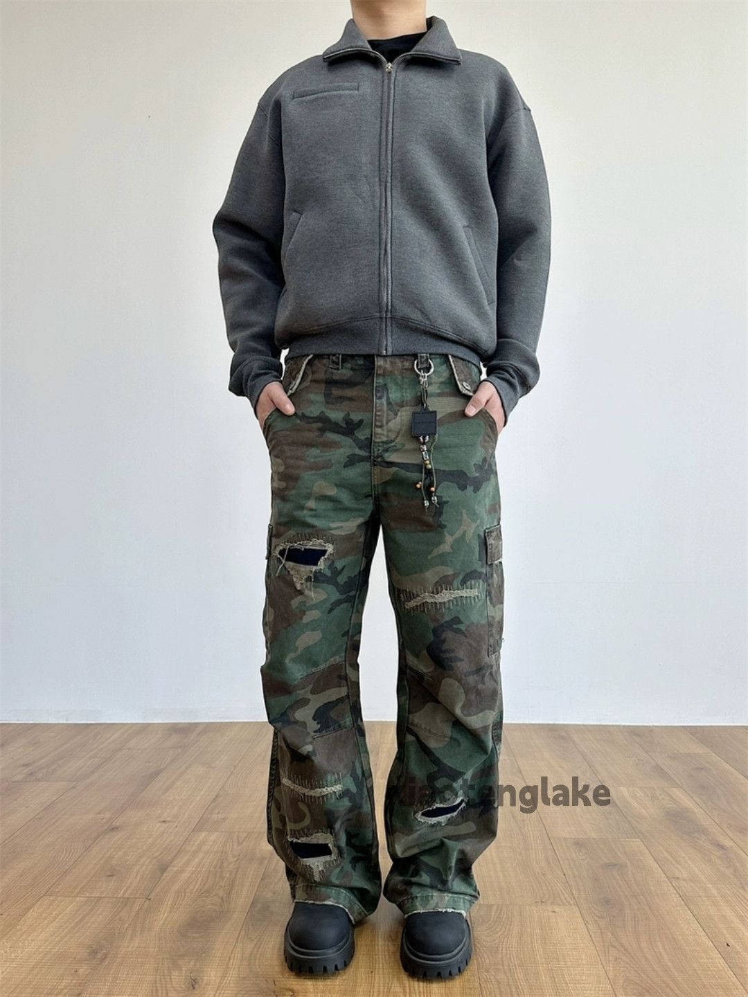 パンツ 00s AVIREX Camo Flared Pants Avirex × Streetwear × Vintage Avirex Camo Monkey Flared