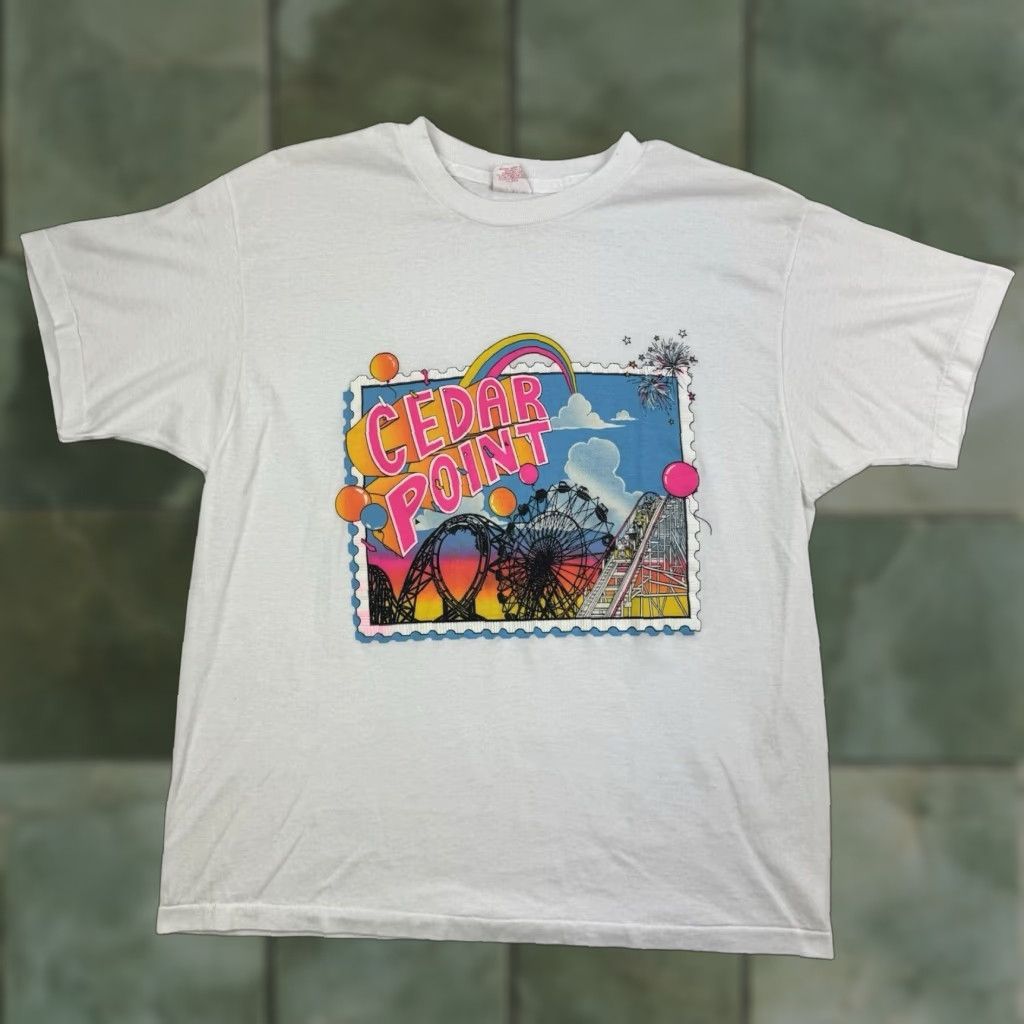 Vintage VINTAGE Royal First Class Cedar Point T-Shirt Adult XL White 80s Graphic Theme Park Mens Size US XL / EU 56 / 4 - 1 Thumbnail