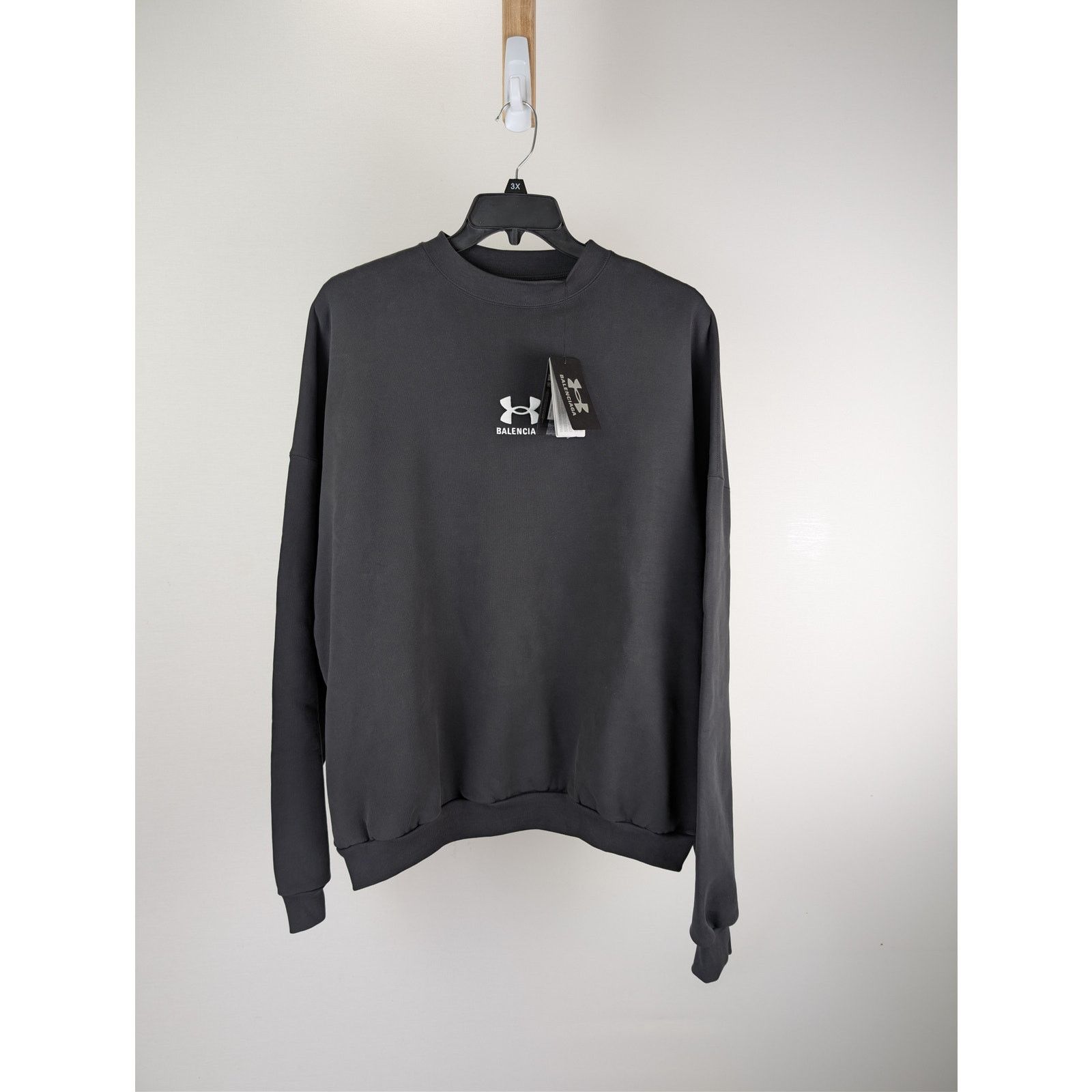 Balenciaga × Under Armour o1rshd1 Under Armour Oversized Crewneck Sweatshirt in Black Size US XL / EU 56 / 4 - 1 Thumbnail