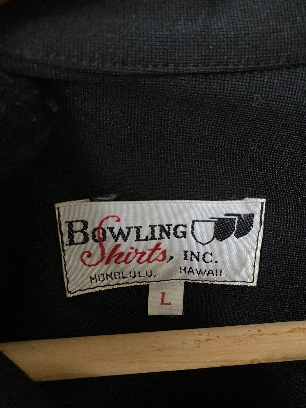 Vintage Vintage 60’s Bowling Shirt Inc Honolulu Hawaii Shirt Size US L / EU 52-54 / 3 - 9 Thumbnail