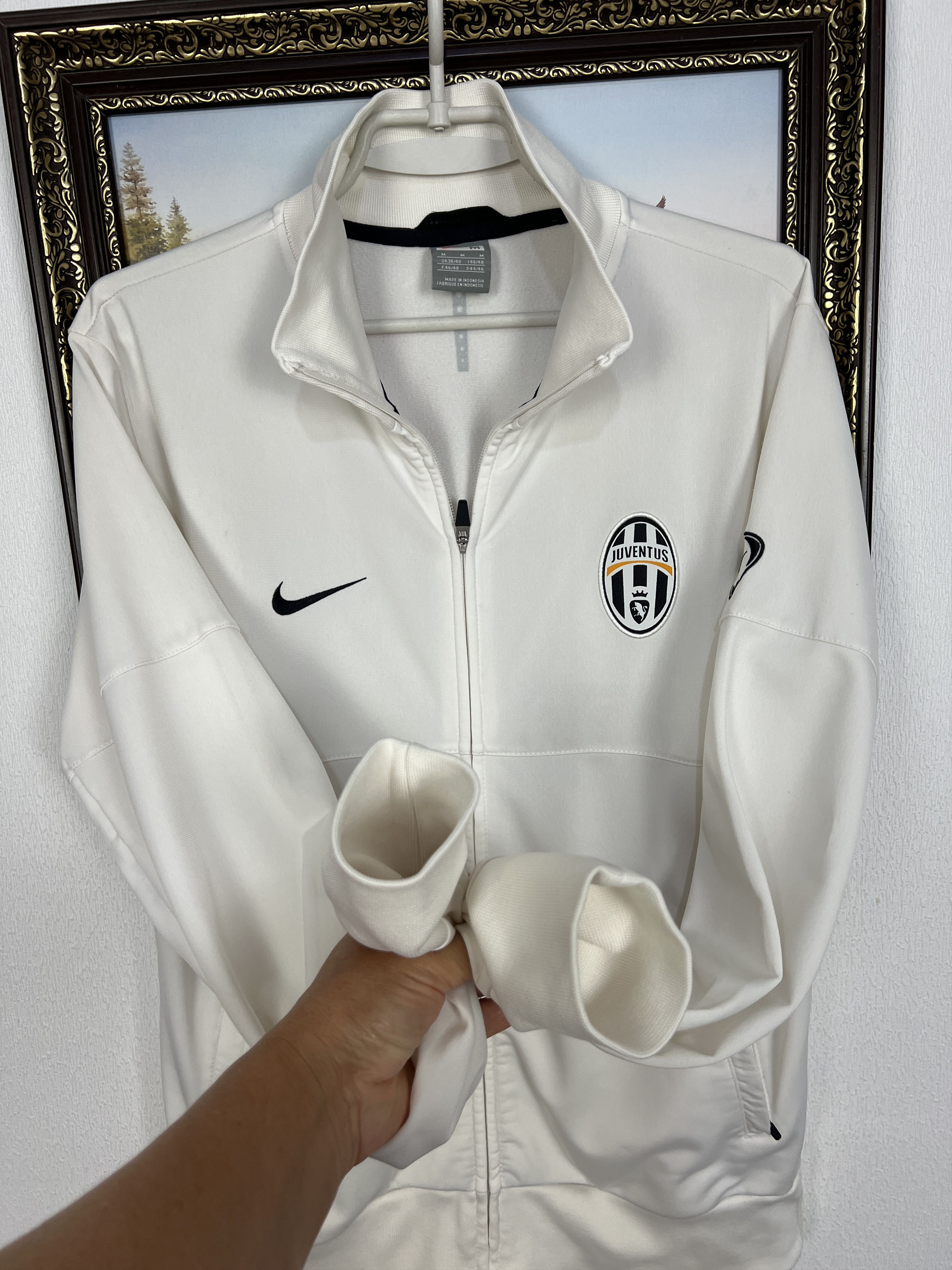 Nike Vintage Nike Juventus Football White Jacket Soccer Size US M / EU 48-50 / 2 - 6 Thumbnail