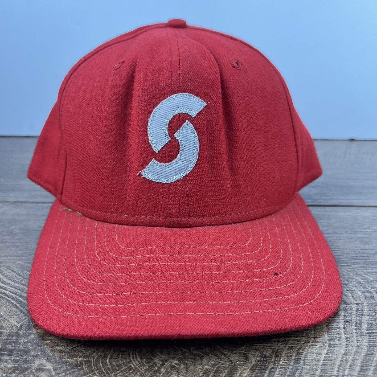Other S Hat S Red Hat Adjustable Adult Size Hat Red Cap Size ONE SIZE - 1 Thumbnail
