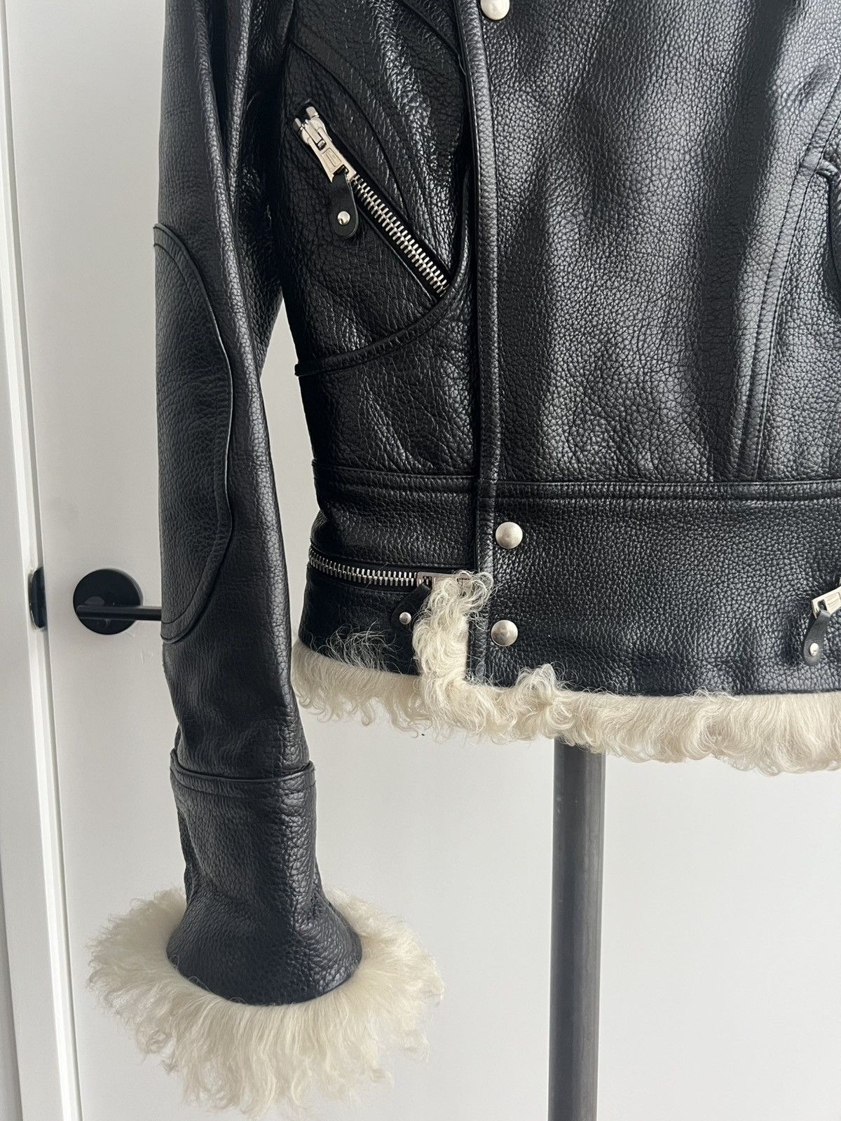 Balenciaga AW04 Shearling Biker Jacket Size XS / US 0-2 / IT 36-38 - 4 Thumbnail