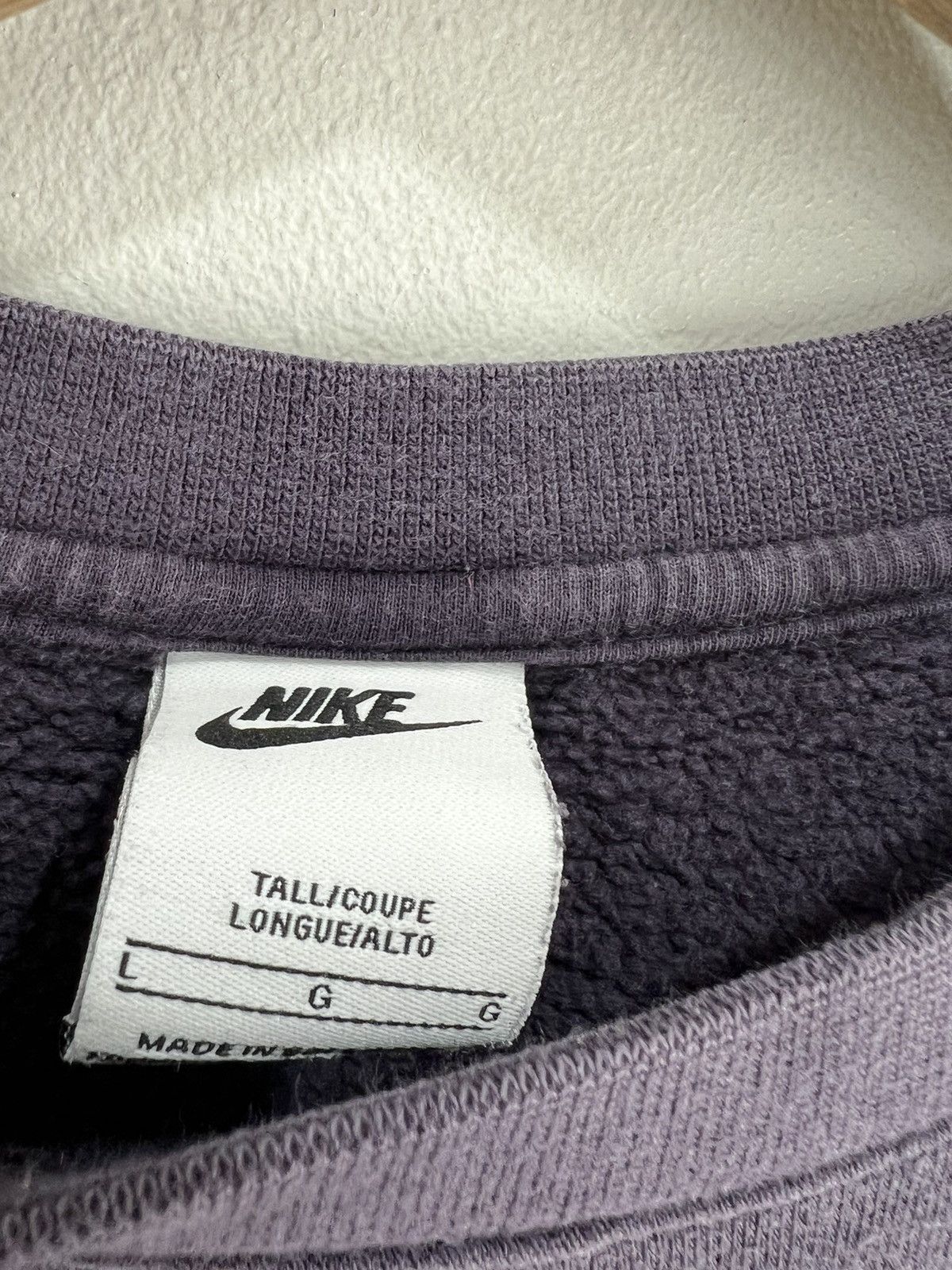 Vintage Vintage Nike Y2K Sweater Sweatshirt Swoosh Check Size US L / EU 52-54 / 3 - 3 Thumbnail