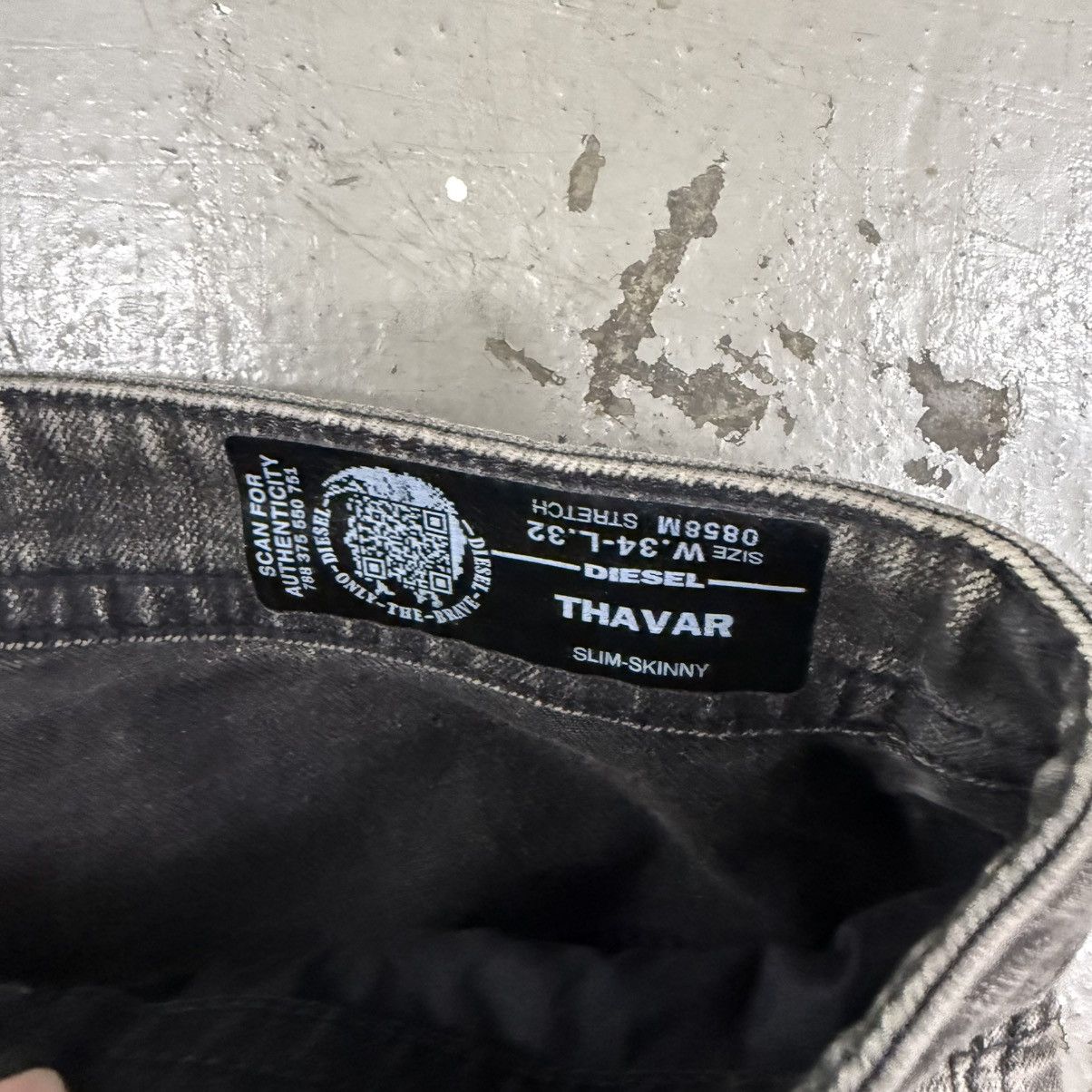 Diesel Diesel DNA FW2016 Thavar Jeans Distressed Denim Riot Punk Size US 34 / EU 50 - 7 Thumbnail