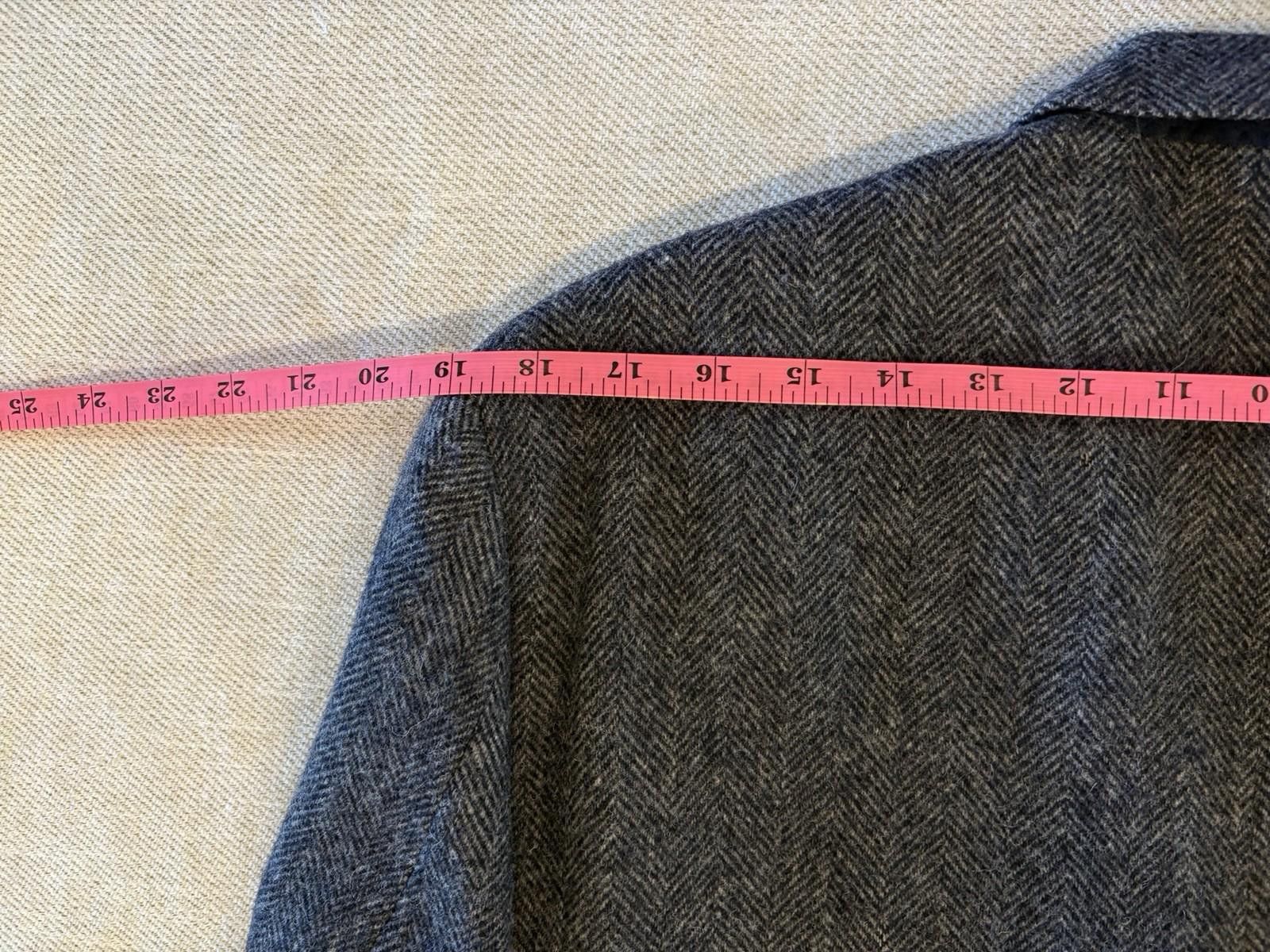 Botany 500 VTG Botany 500 Blue Herringbone 100% Lambswool Blazer 41R Size 42R - 8 Thumbnail