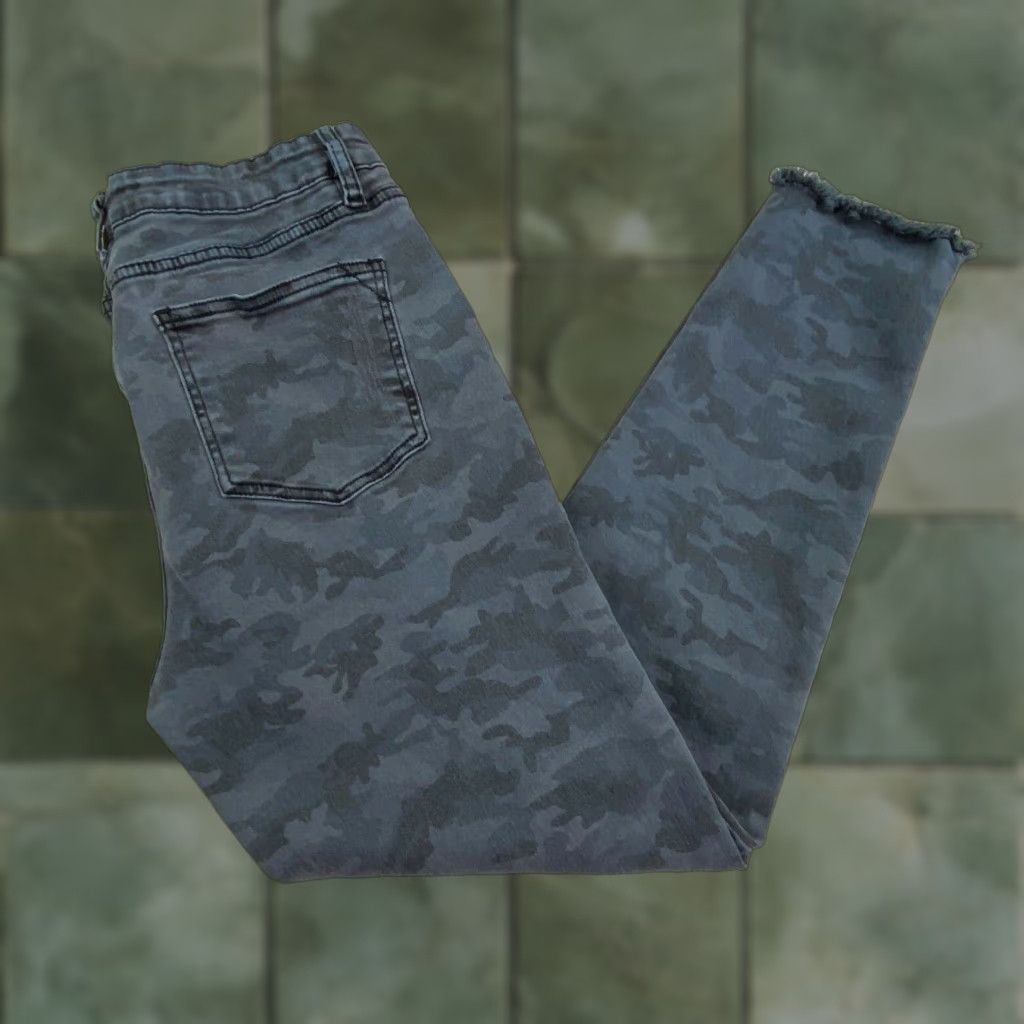 Vintage Wish List Womens Skinny Jeans XL Extra Large Gray Camo Distressed Size 40" / US 18 - 1 Thumbnail