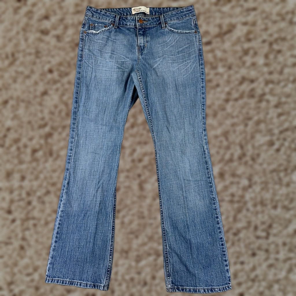 Levi's Levi's Jeans Juniors 13 Blue Denim Bootcut 31x31 Slimming 5-Pocket Cowboy Size 34" / US 12 / IT 48 - 1 Thumbnail