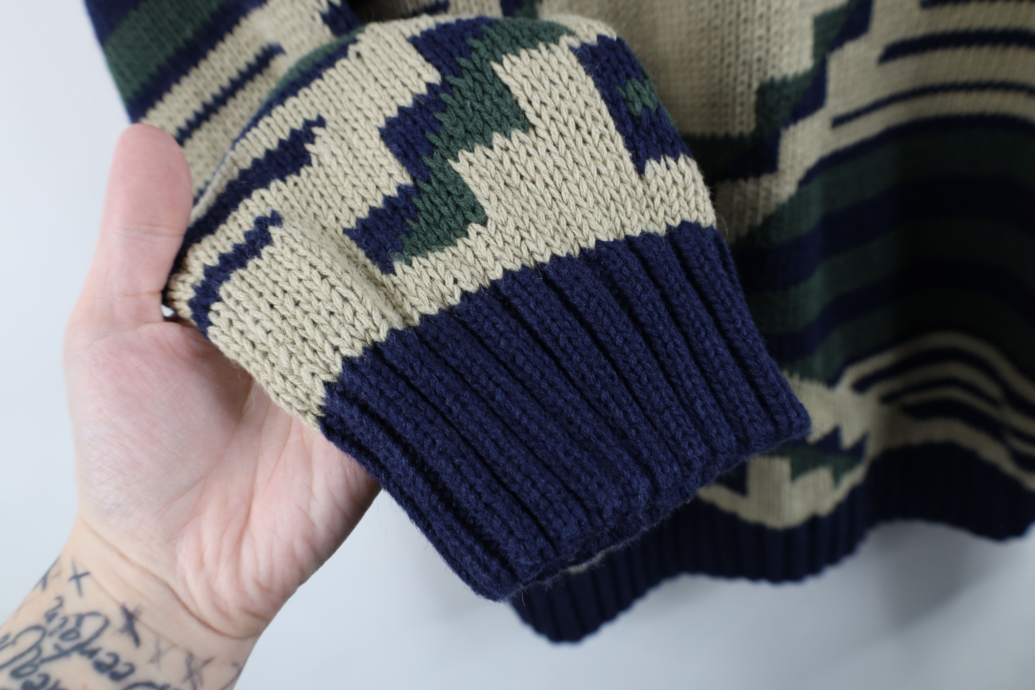 Vintage Vintage 90s Streetwear Geometric Knit Crewneck Sweater Size US L / EU 52-54 / 3 - 5 Thumbnail