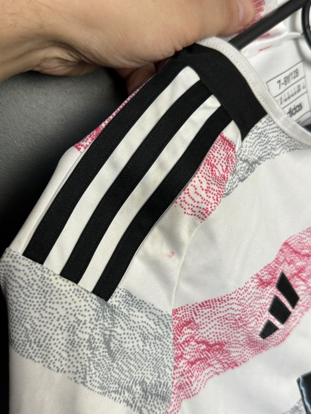 Adidas KIDS New Juventus 23/24 Away Football Jersey T-Shirt Size US XS / EU 42 / 0 - 9 Thumbnail
