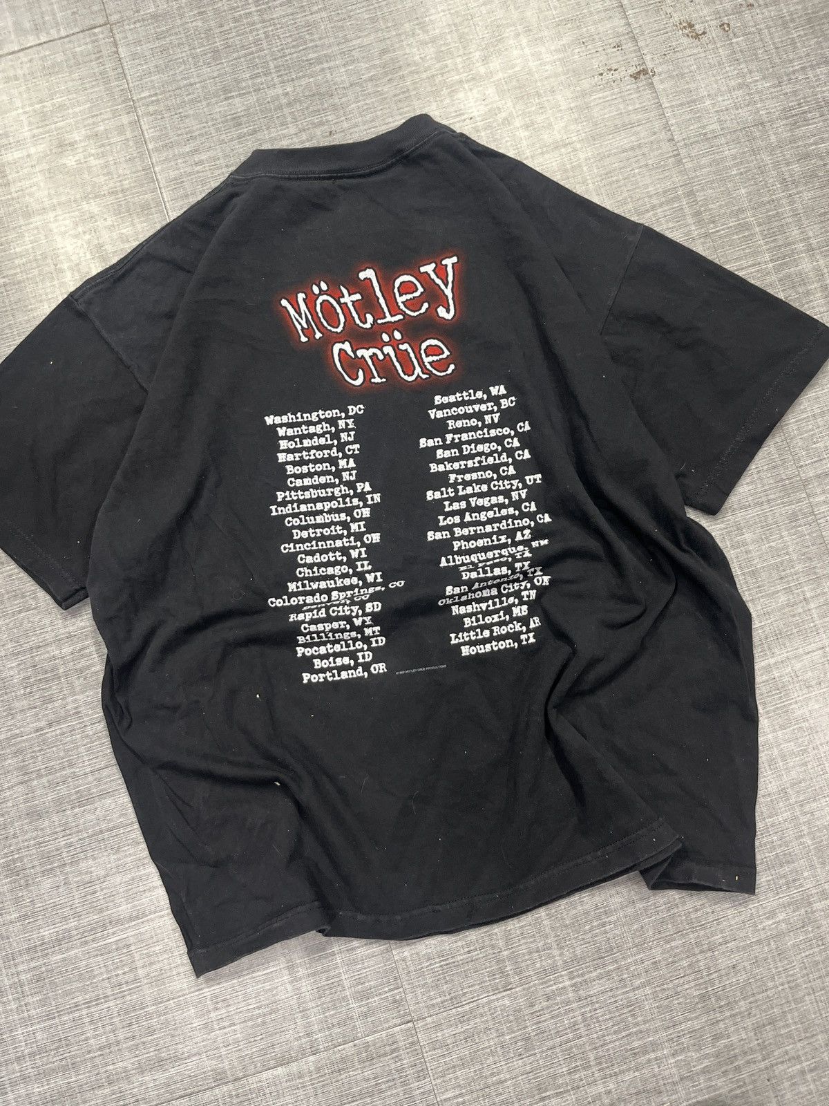 Band Tees × Brockum × Vintage VTG 1999 Mötley Crüe Maximum Rock Tour Tee Size US XL / EU 56 / 4 - 5 Thumbnail