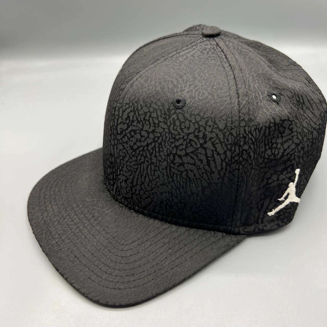 Jordan Brand Air Jordan True OG Hat Men Cement Elephant Jumpman Snap Back Size ONE SIZE - 1 Thumbnail