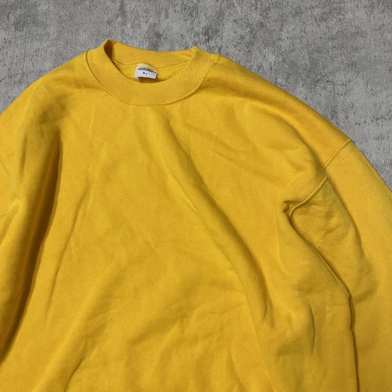 Other Yellow crewneck sweatshirt with a relaxed fit Size US S / EU 44-46 / 1 - 2 Thumbnail