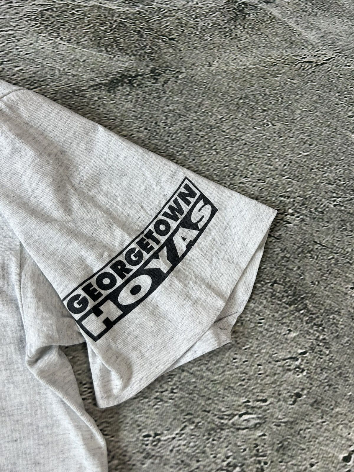 Vintage Georgetown Hoyas vintage T-shirt 90s Bulletin Athletic Junk Size US L / EU 52-54 / 3 - 4 Thumbnail