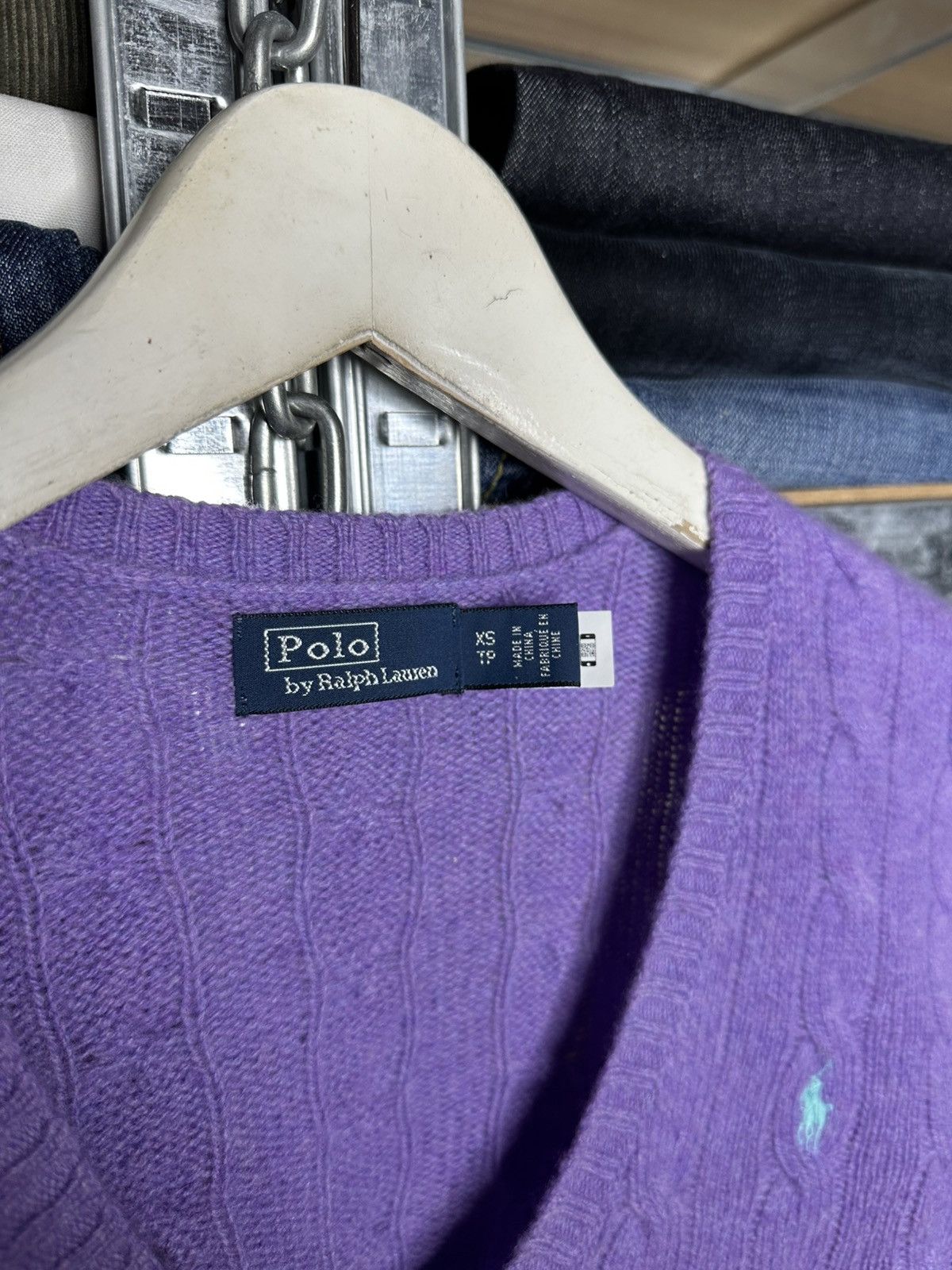 Polo Ralph Lauren Polo Ralph Lauren cable knit V neck sweater Size XS / US 0-2 / IT 36-38 - 4 Thumbnail