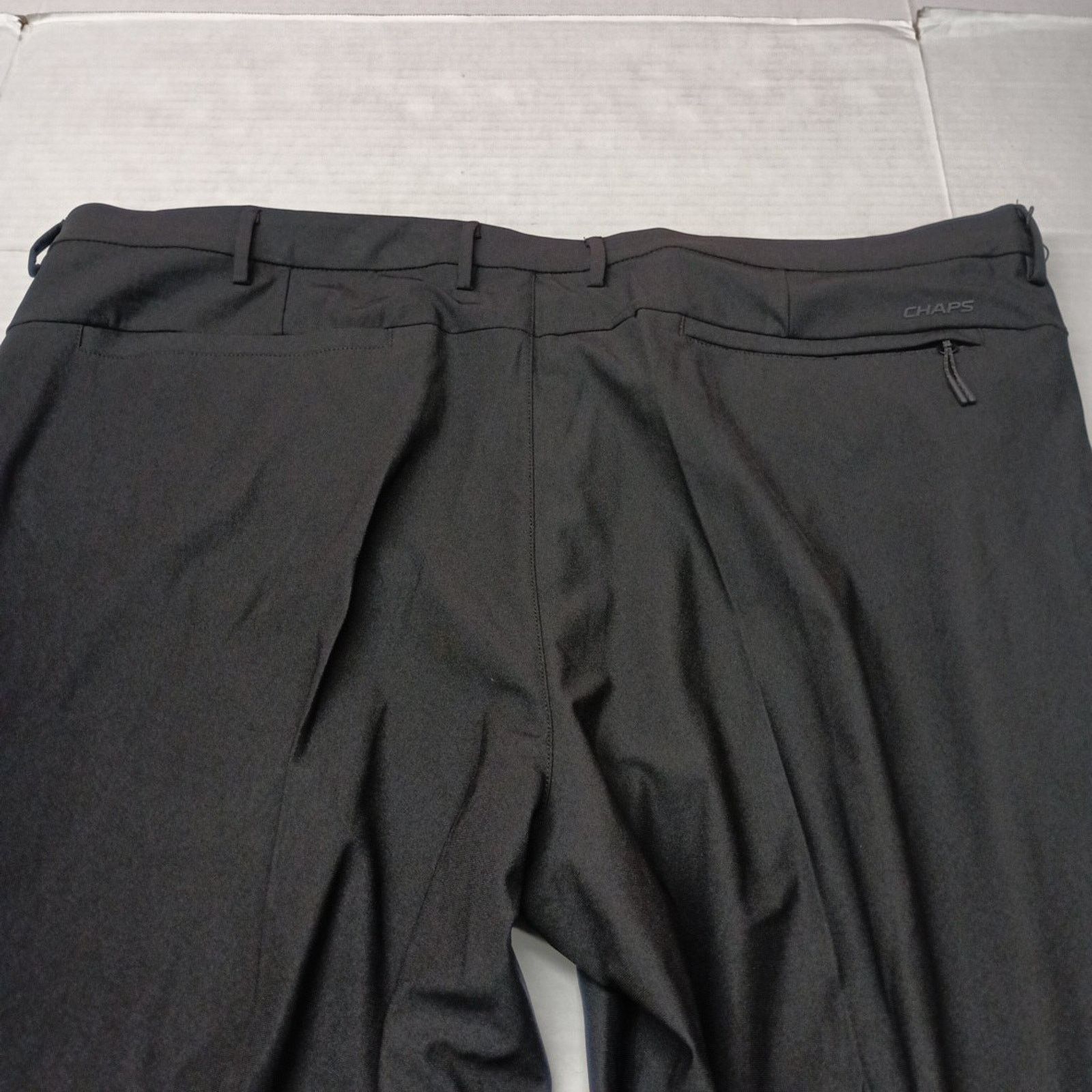 Chaps Chaps Golf Slim Fit Pants Mens 44x30 Black Stretch Waistband Size US 44 / EU 60 - 7 Thumbnail