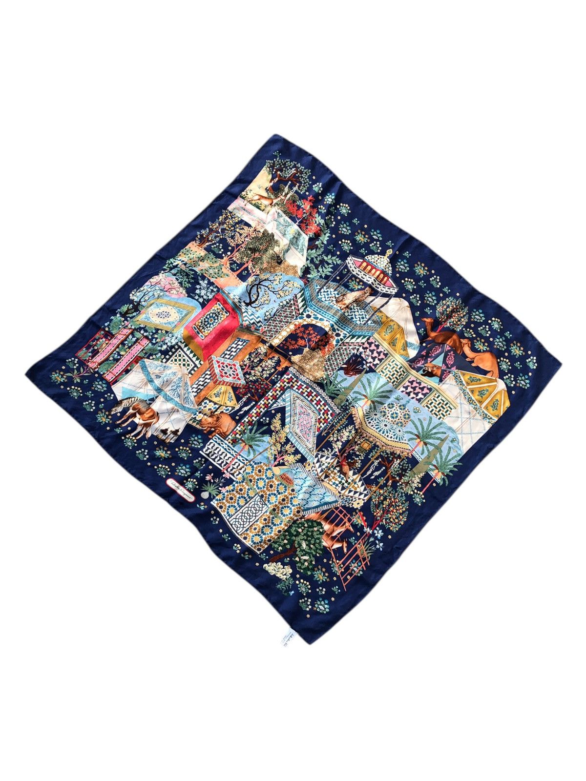 Salvatore Ferragamo Vintage Salvatore Ferragamo Silk Scarf Size ONE SIZE - 2 Thumbnail
