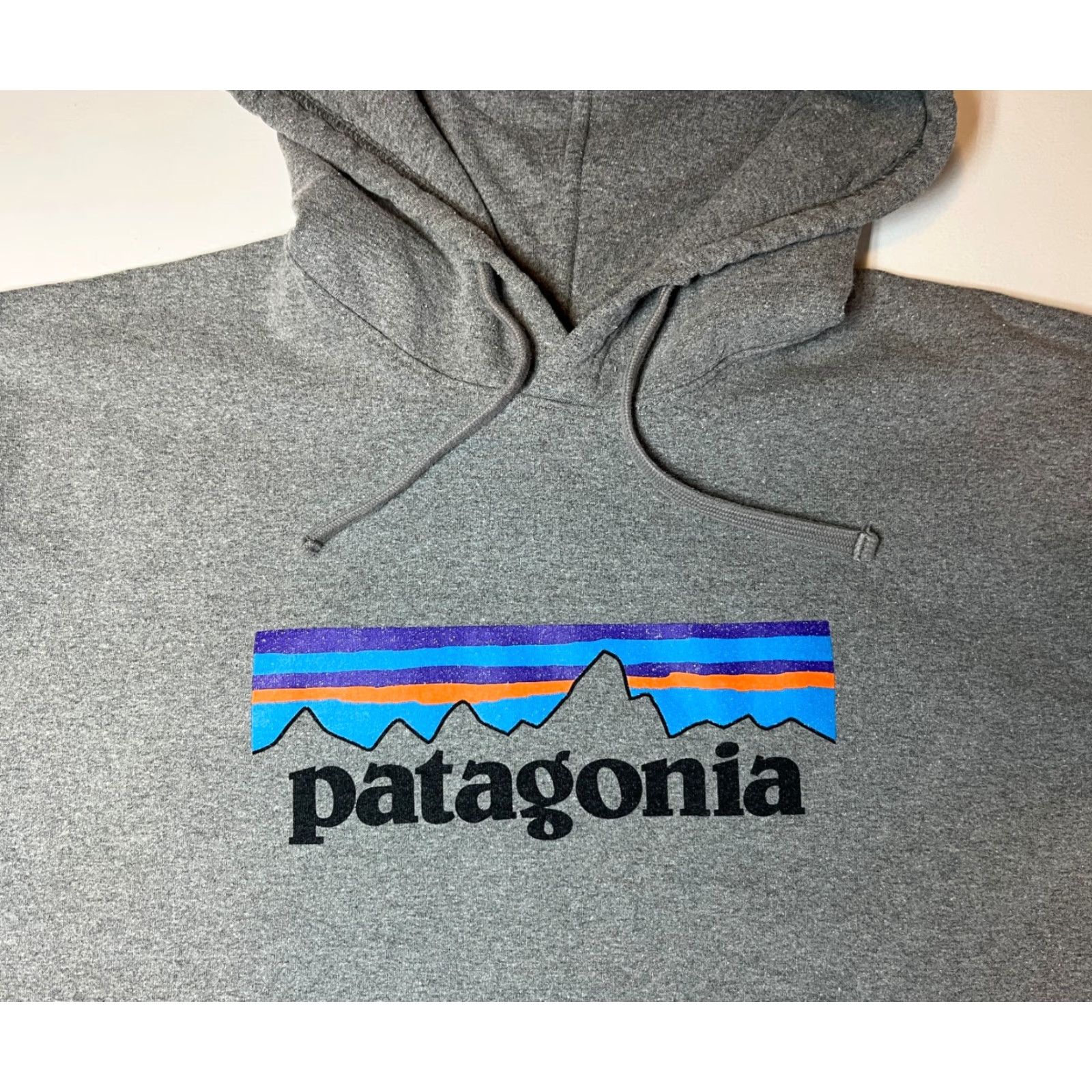 Patagonia Patagonia Men's P-6 Logo Uprisal Hoody Hoodie Regular Large Gray Size US L / EU 52-54 / 3 - 6 Thumbnail