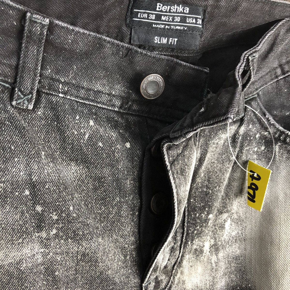 Japanese Brand Bershka Black faded ripped Distressed Denim Pants #A971 Size US 29 - 15 Thumbnail