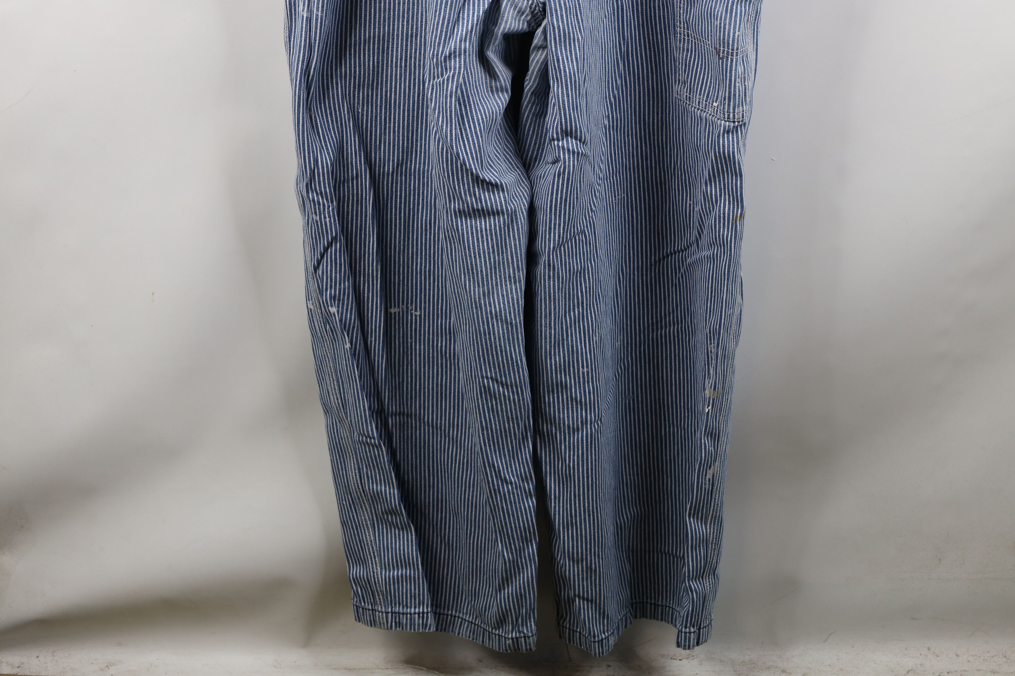 Vintage Vintage 90s Streetwear Thrashed Hickory Striped Overalls Size US 42 / EU 58 - 18 Thumbnail
