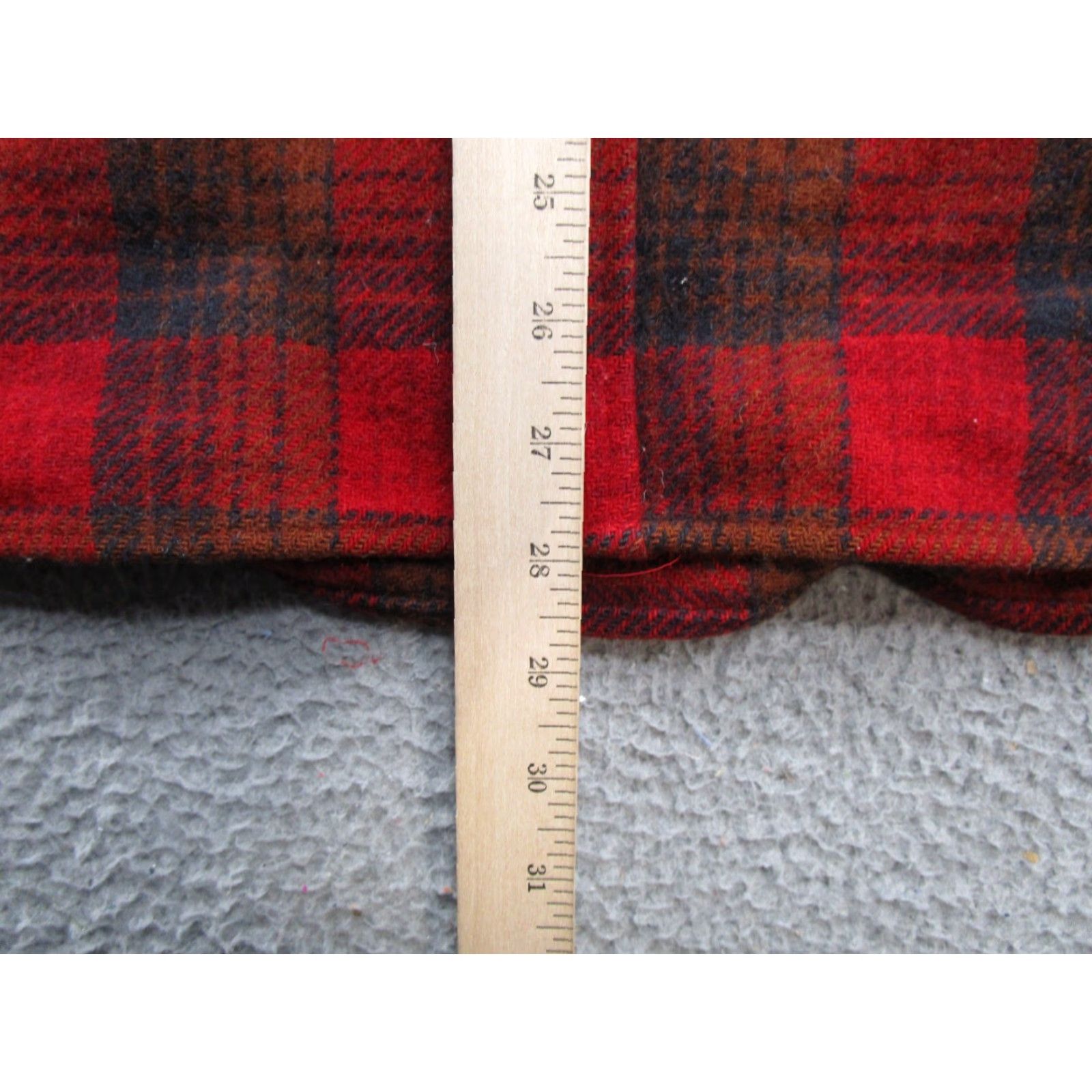 Pendleton VINTAGE Pendleton Wool Jacket Shirt Shacket Plaid Mens Size L Outdoors Camping Size US L / EU 52-54 / 3 - 5 Thumbnail
