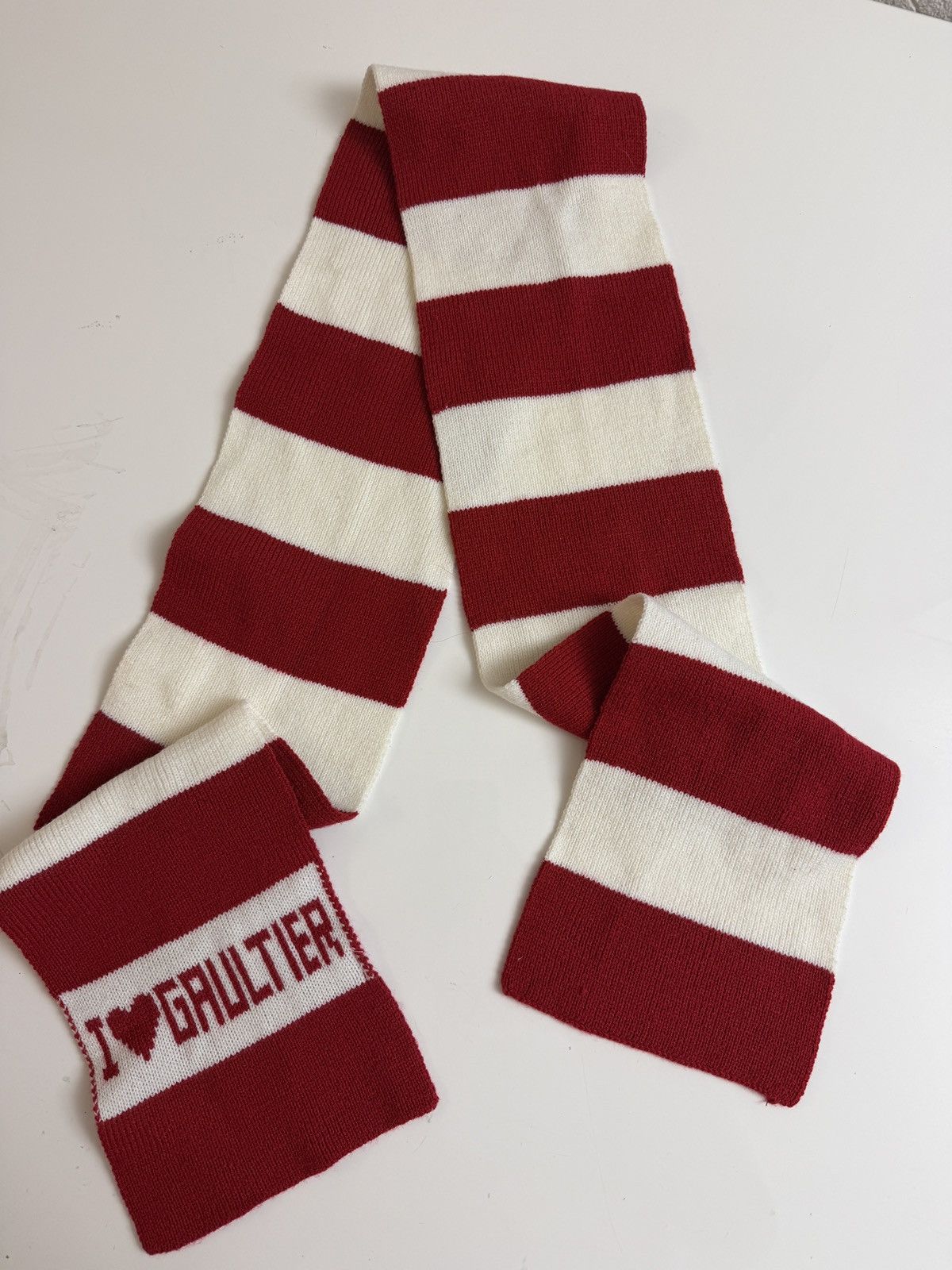 Jean Paul Gaultier Jean Paul Gaultier Red/White Scarf Size ONE SIZE - 1 Thumbnail