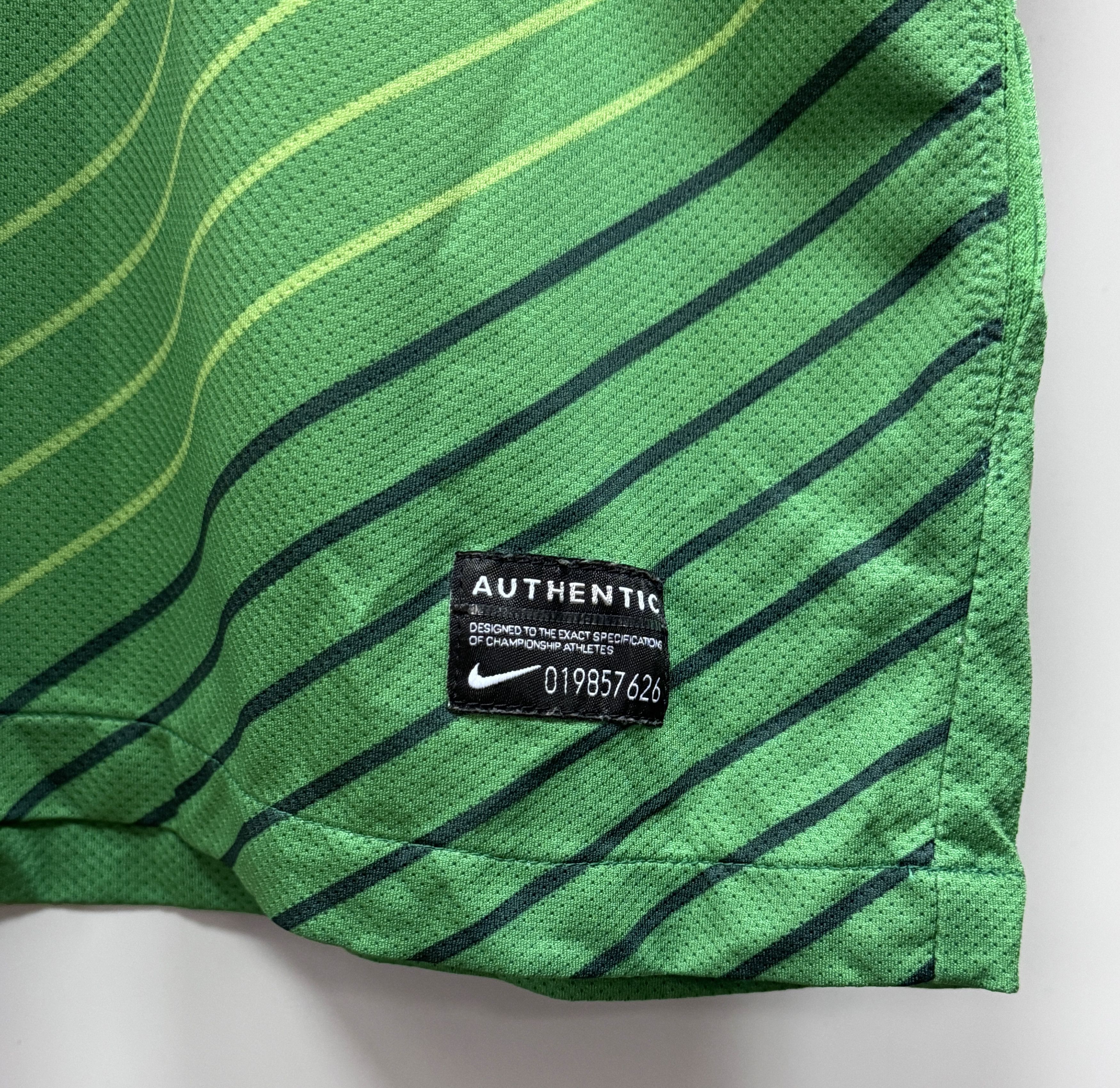 Nike 2011 2012 Werder Bremen NIKE Home Football Jersey Kit Size US XL / EU 56 / 4 - 7 Thumbnail
