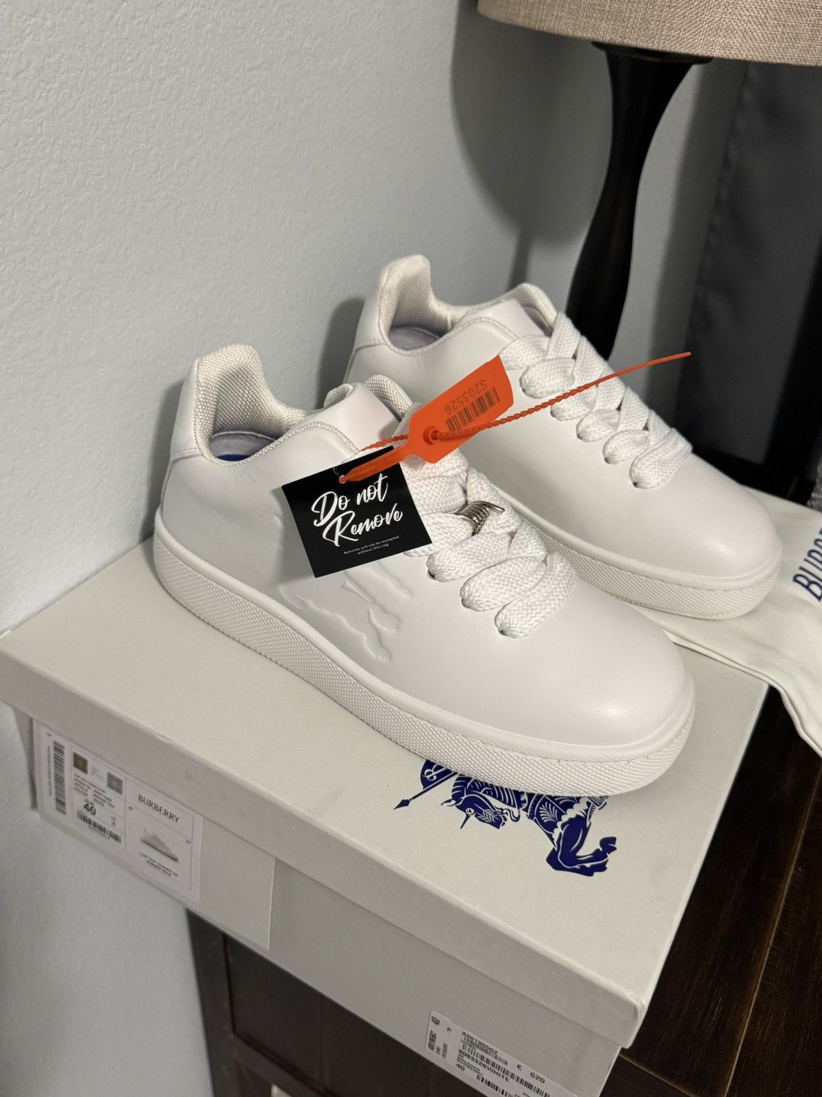 Burberry Burberry White Shoes Size IT40 Size US 9 / EU 42 - 1 Thumbnail