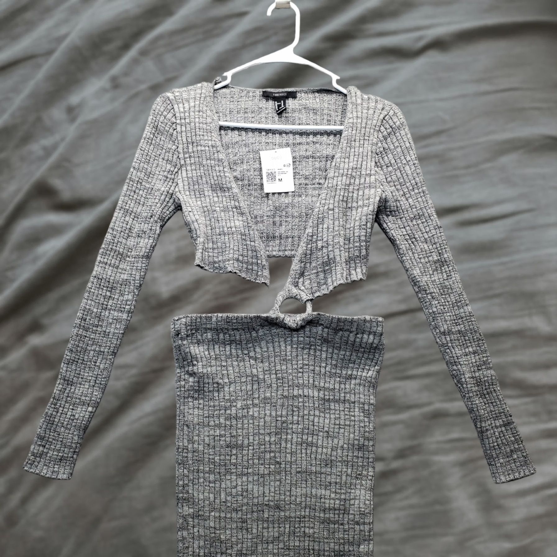Forever 21 Forever 21 Dress Womens M Gray Heather Knit Side Cut Out O Ring Detailed Dress Size M / US 6-8 / IT 42-44 - 1 Thumbnail