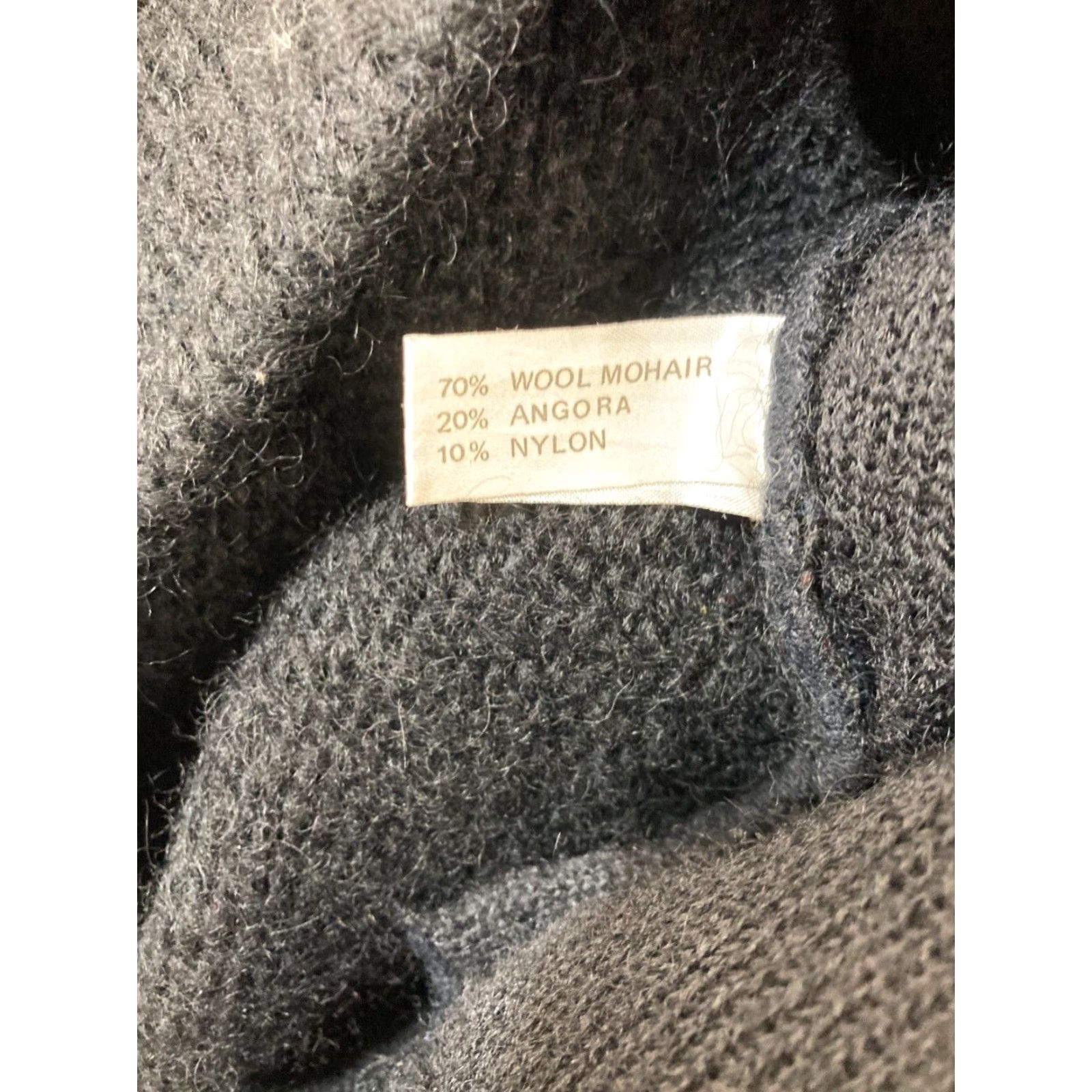 Vera Pelle VINTAGE Vera Pelle Cardigan Medium Black Wool Blend Made in Italy Long Sleeve V-Neck Pockets 80s 90s Womens Size M / US 6-8 / IT 42-44 - 6 Thumbnail