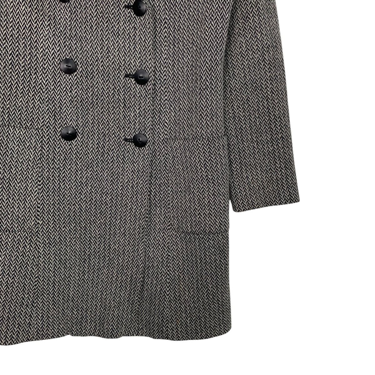 Hardy Amies Hardy Amies London Essence Double Breasted Herringbone Coat Size S / US 4 / IT 40 - 4 Thumbnail