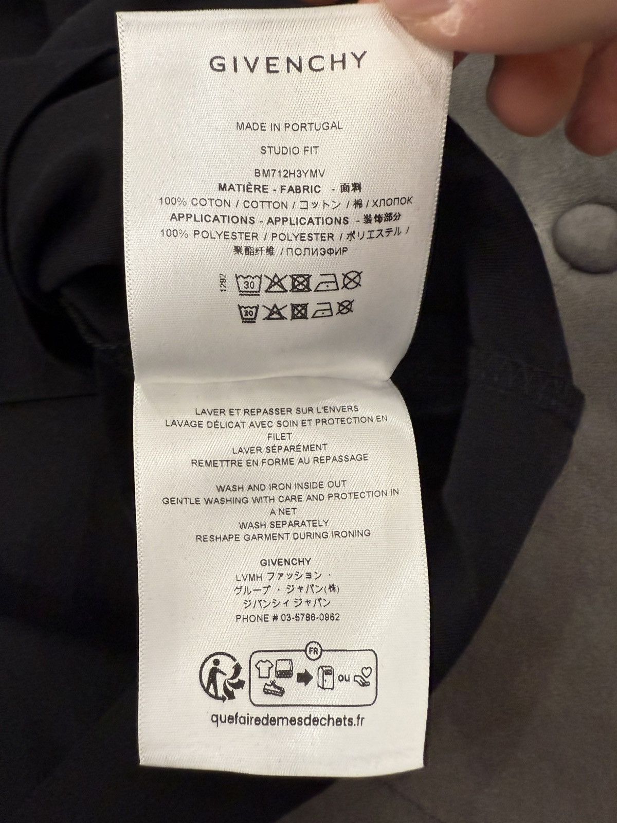 Givenchy Givenchy Script Logo Shirt Size US M / EU 48-50 / 2 - 9 Thumbnail