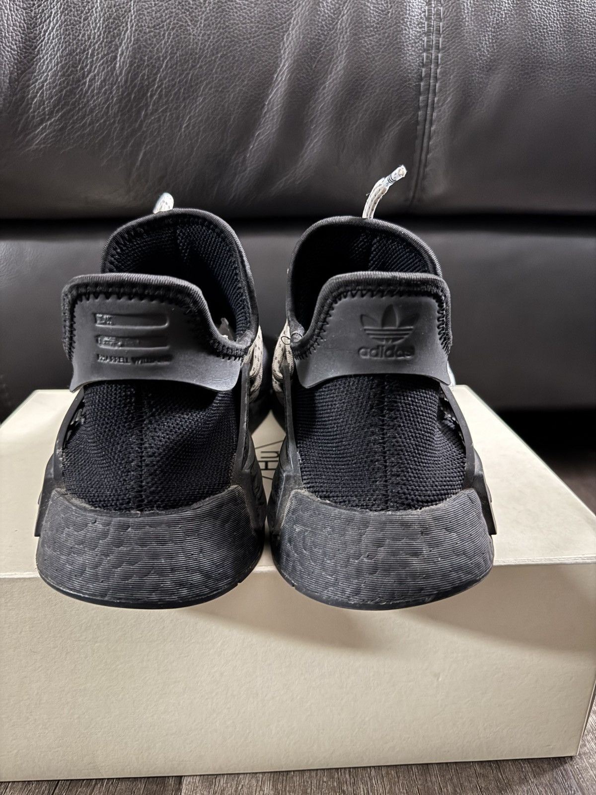 Adidas × Pharrell Pharrell NMD Hu Size US 9.5 / EU 42-43 - 4 Thumbnail
